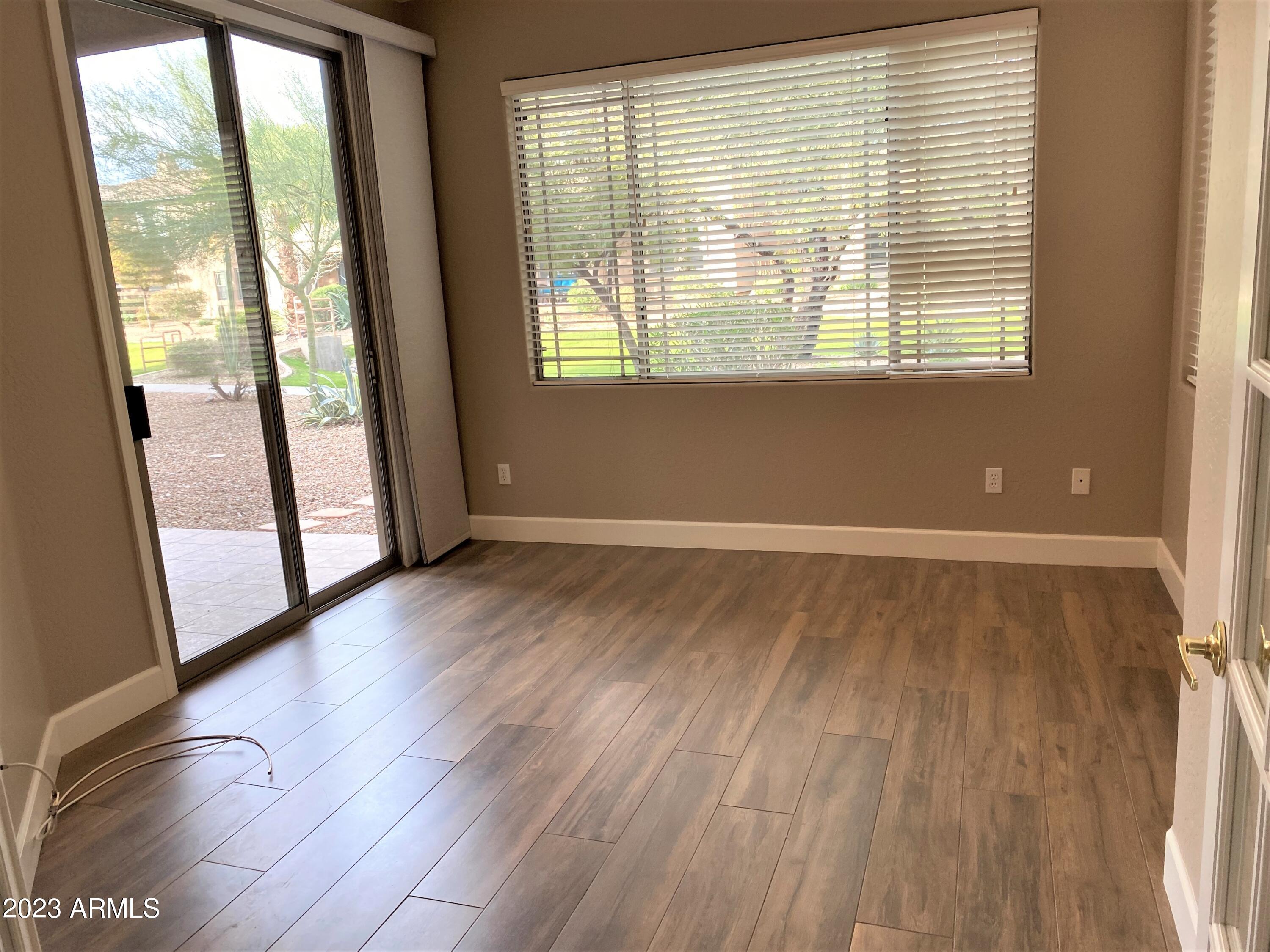 11500 E COCHISE Drive Unit: 1100