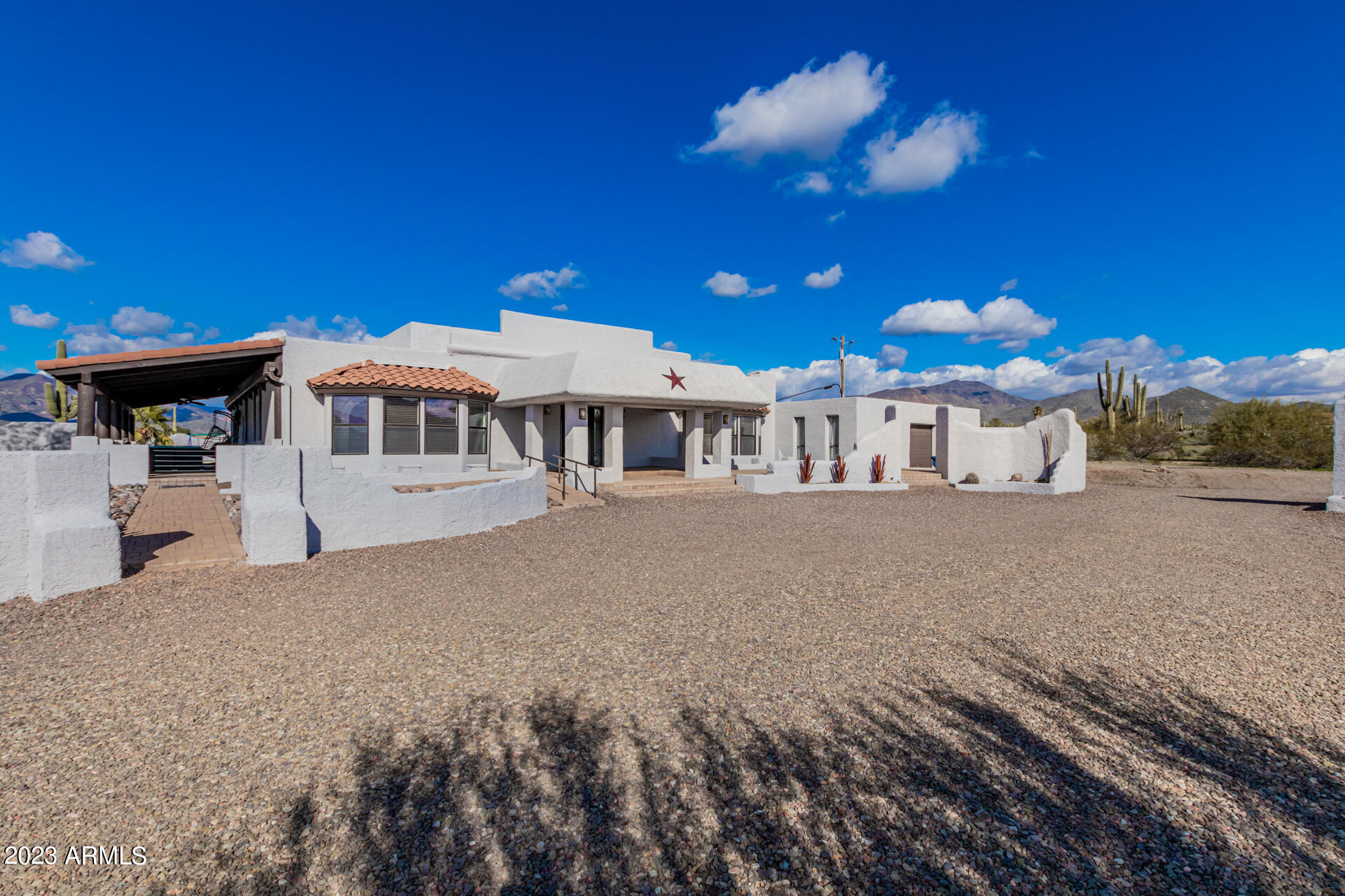 39615 N SPUR CROSS Road