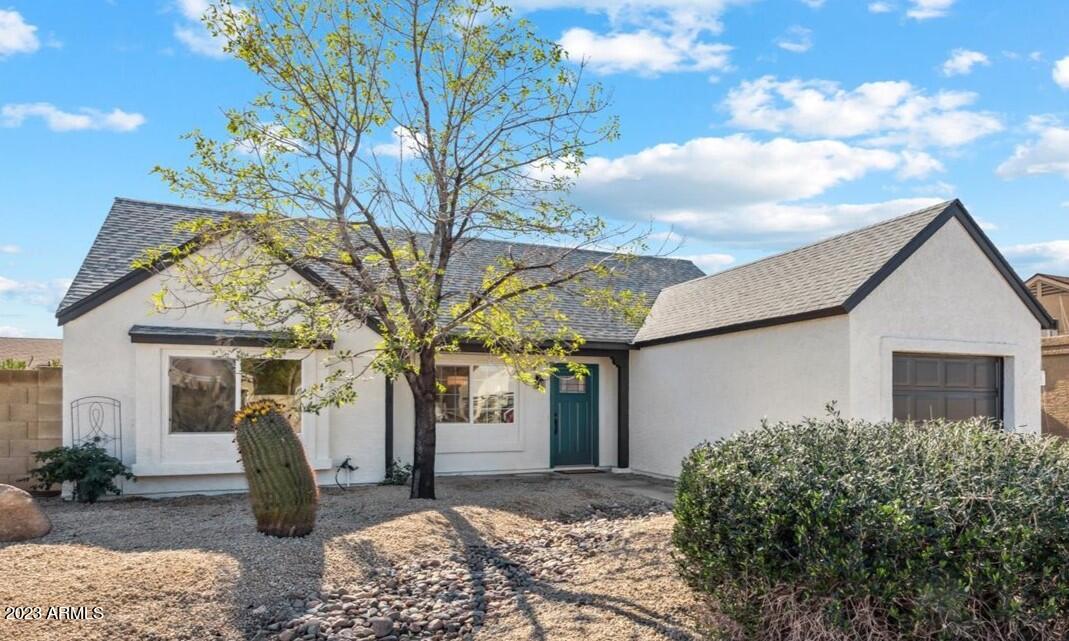 925 E TONTO Lane