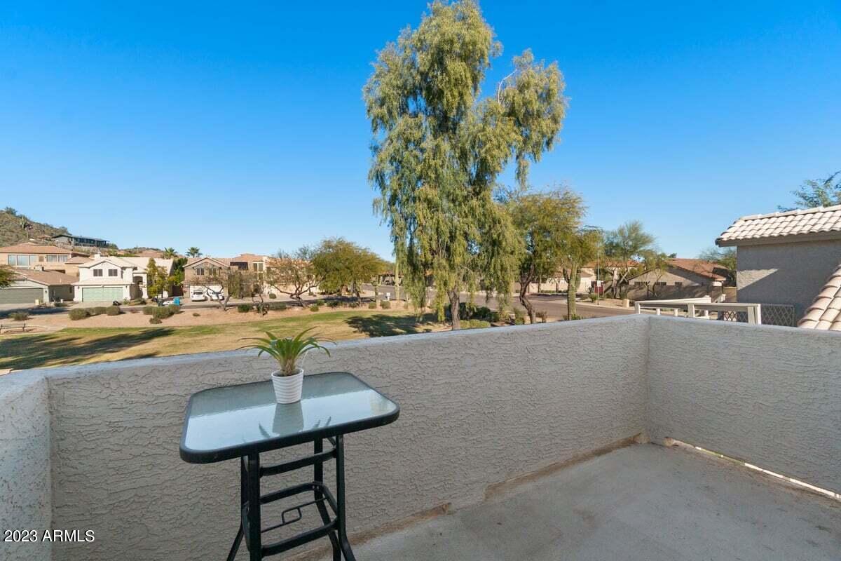 2150 E ROCKWOOD Drive E