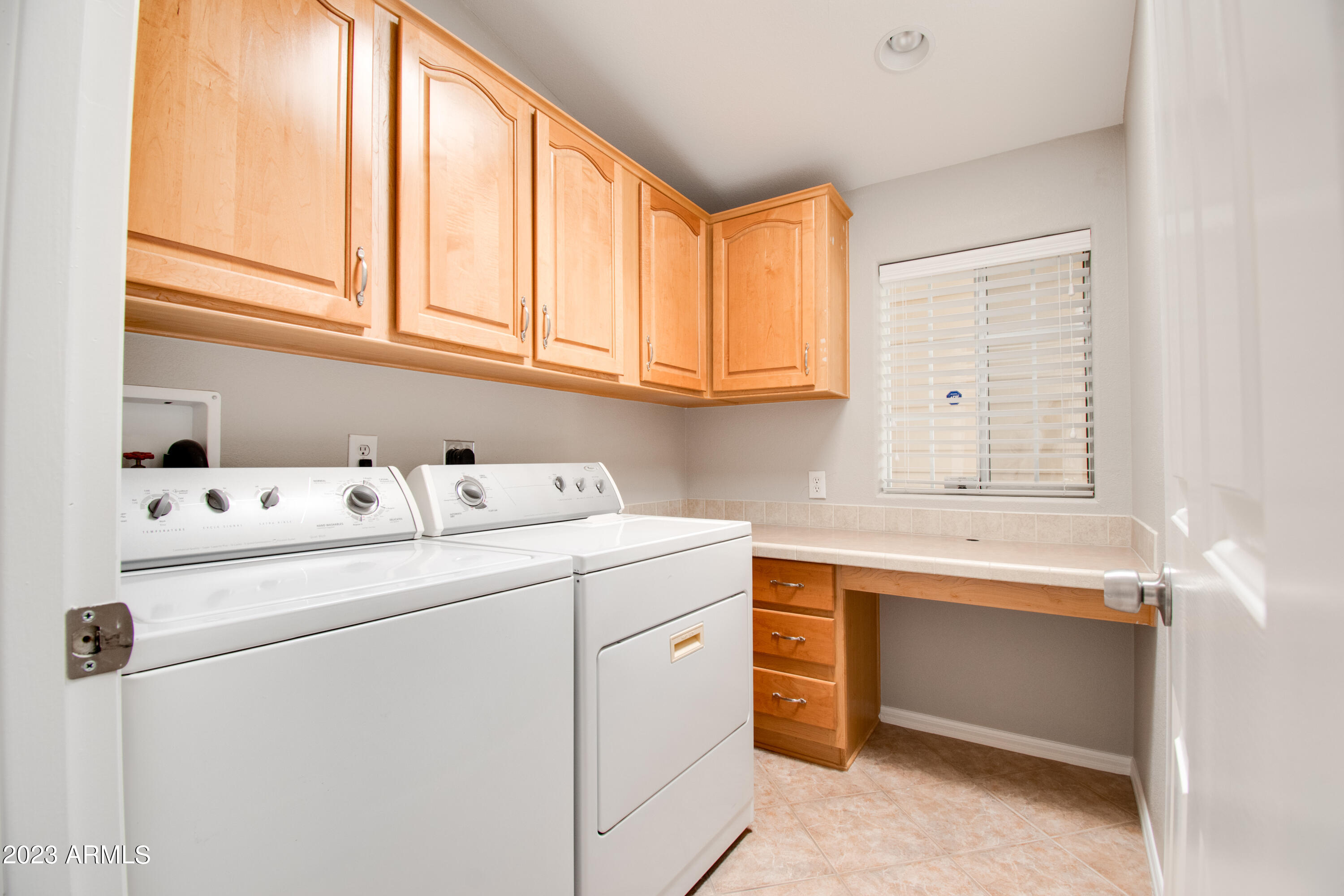 2550 S Ellsworth Road Unit: 711