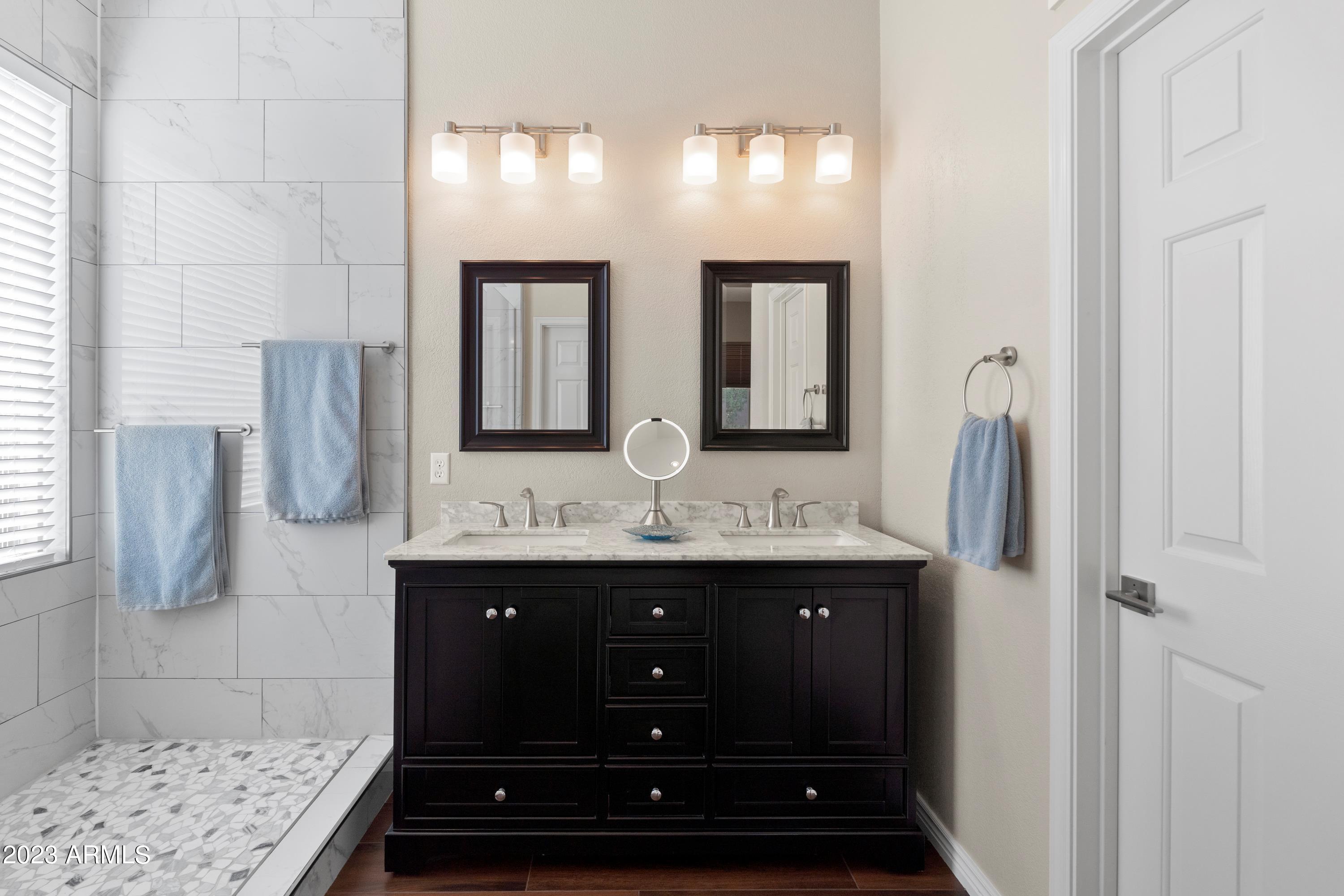 40525 N UNION Trail