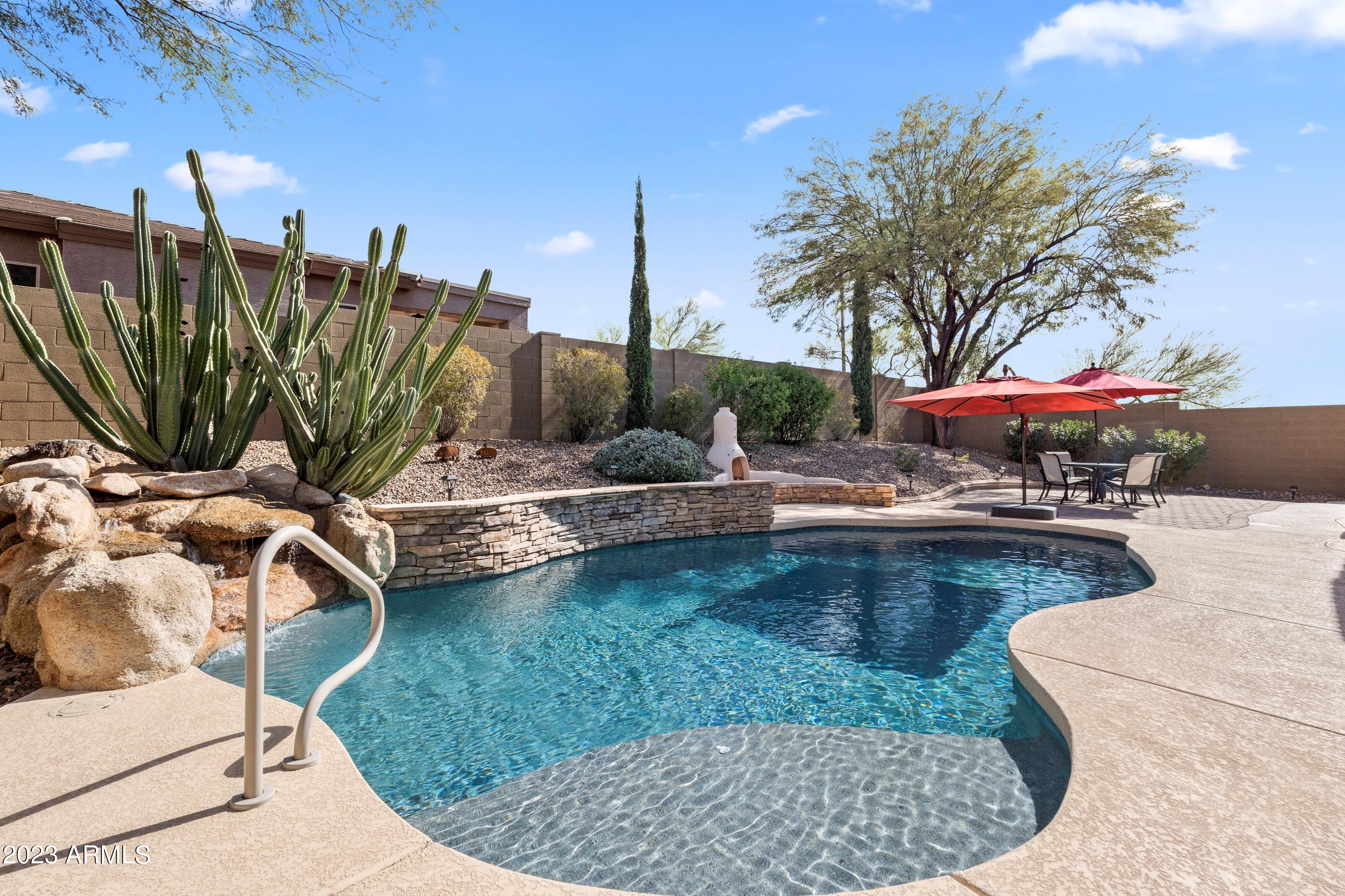 40525 N UNION Trail