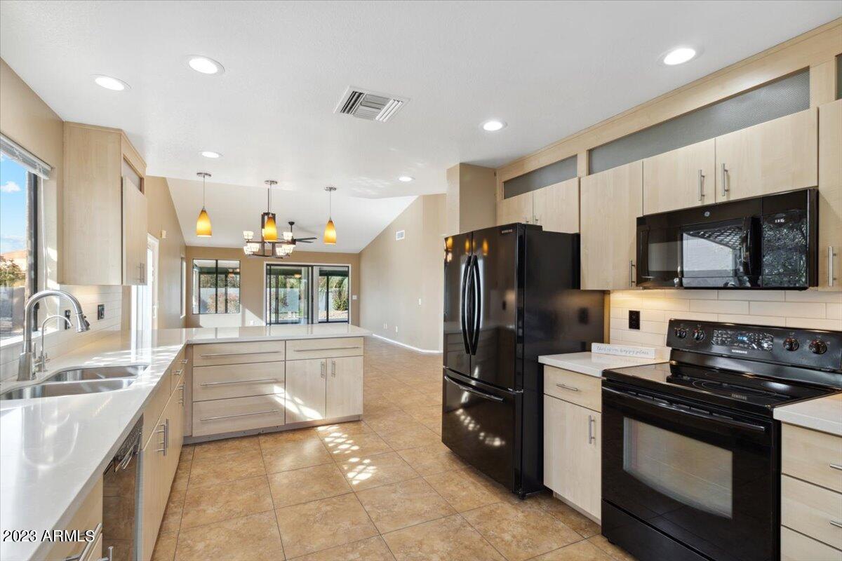 26422 S SADDLETREE Drive