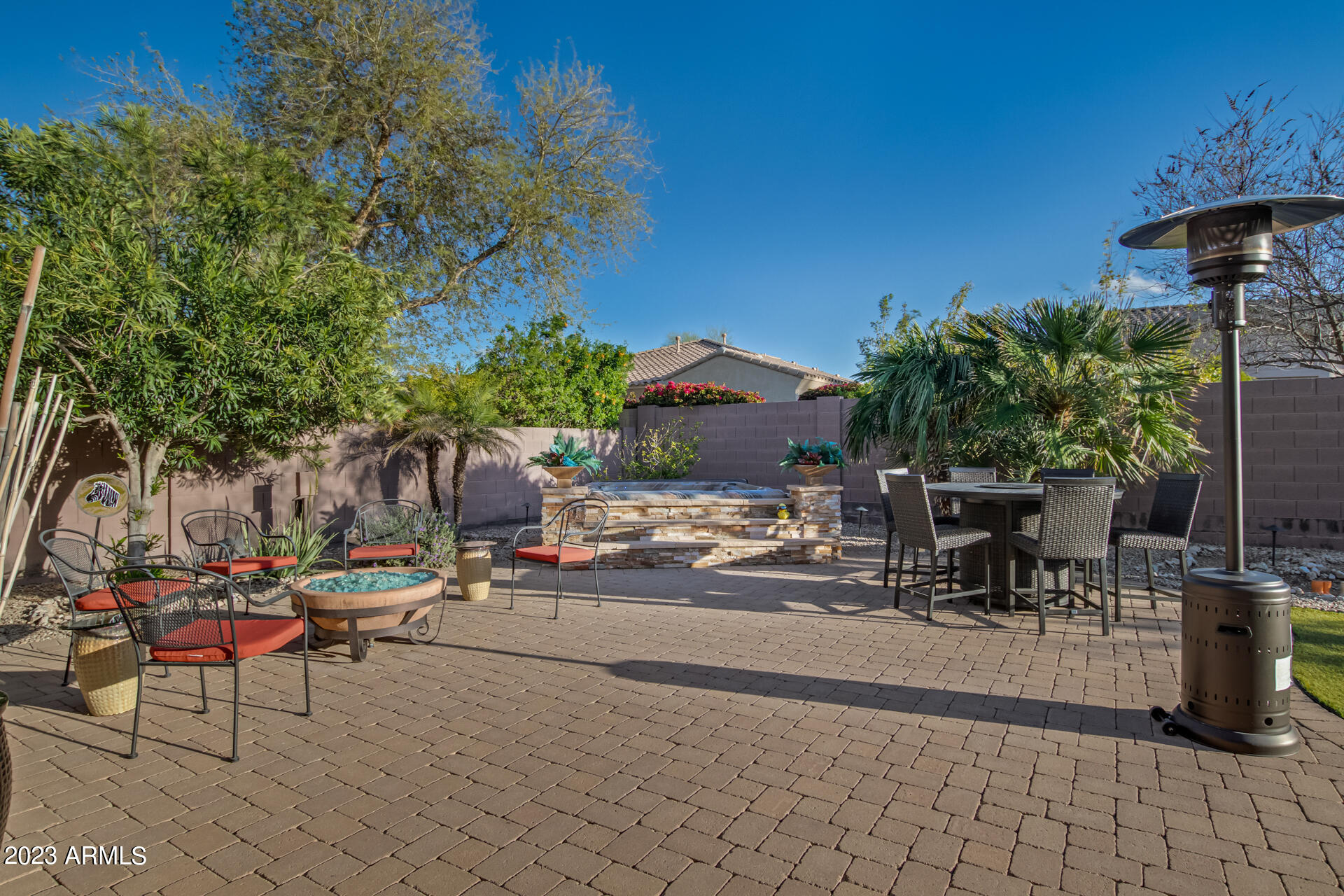 18333 W ESTES Way