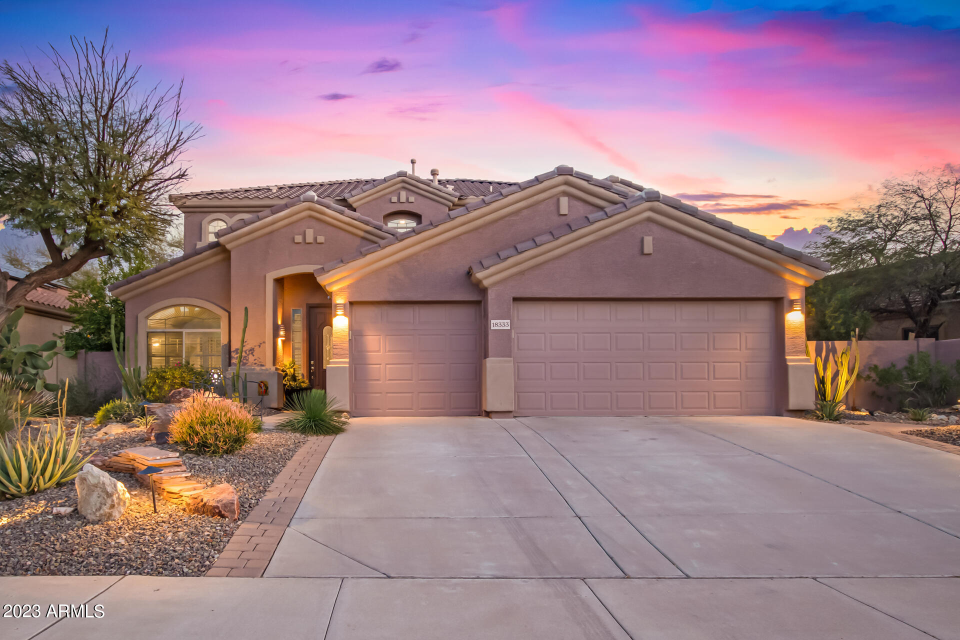 18333 W ESTES Way