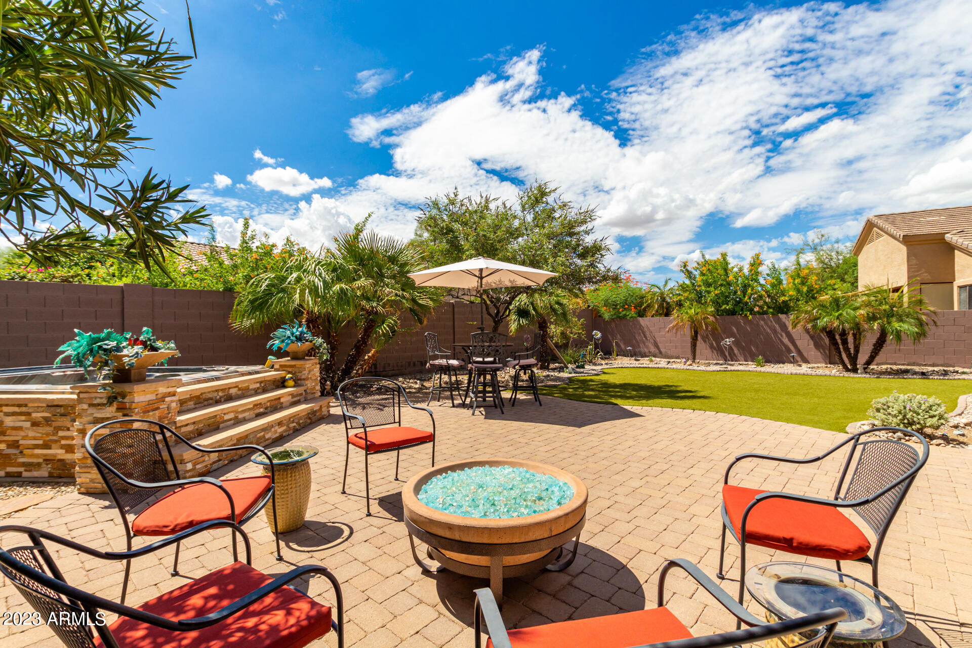 18333 W ESTES Way