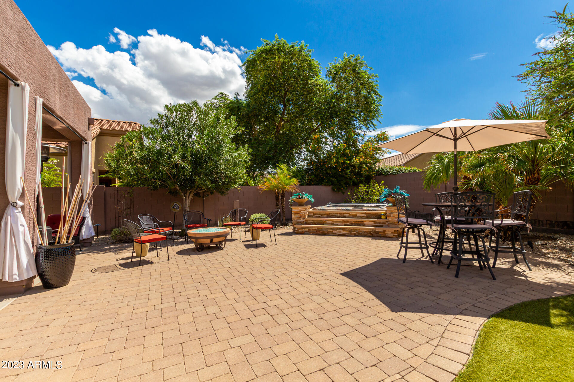 18333 W ESTES Way