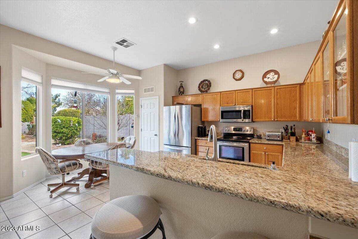410 W HELENA Drive