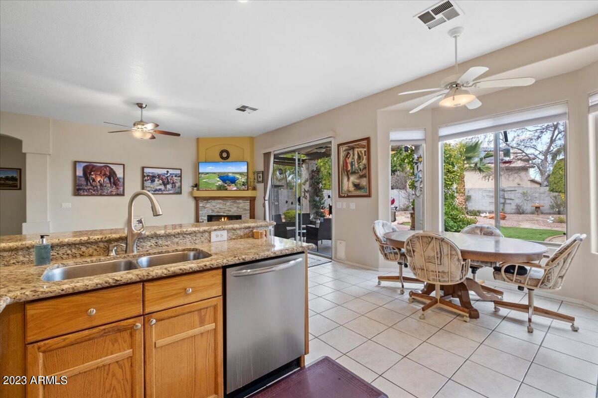 410 W HELENA Drive