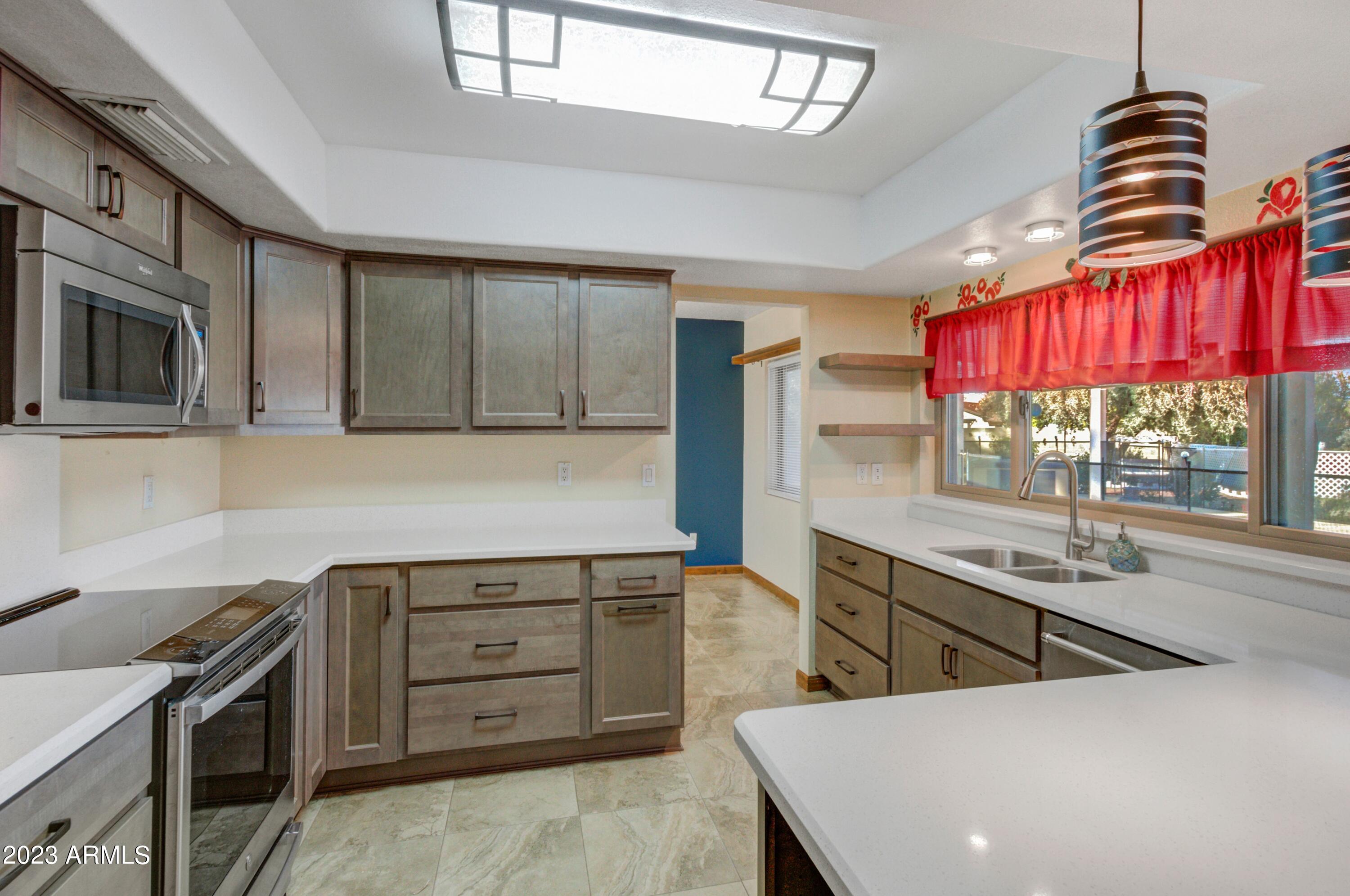 5146 W ECHO Lane