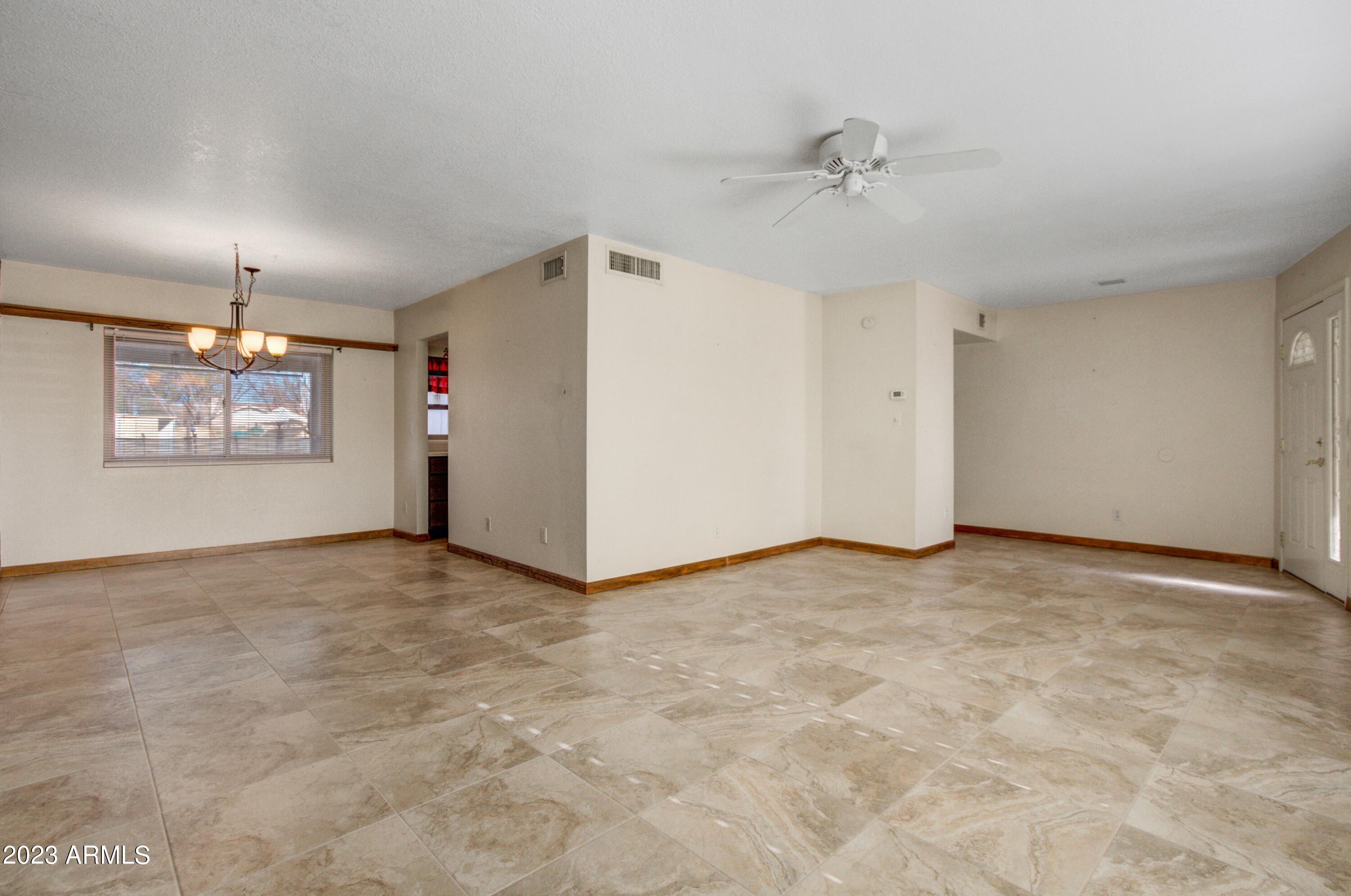5146 W ECHO Lane