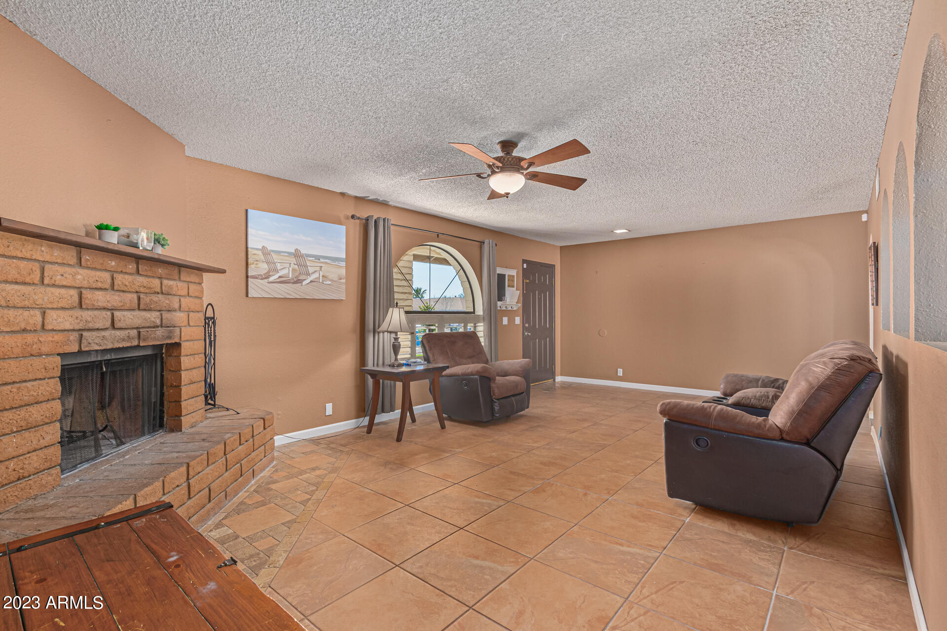 3810 W CAROL ANN Way