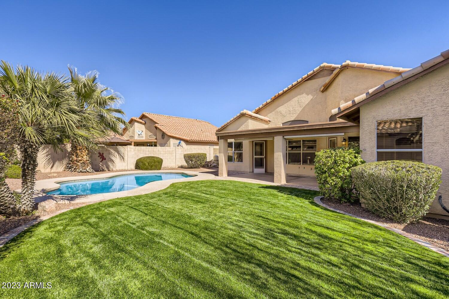 10012 N 57TH Drive