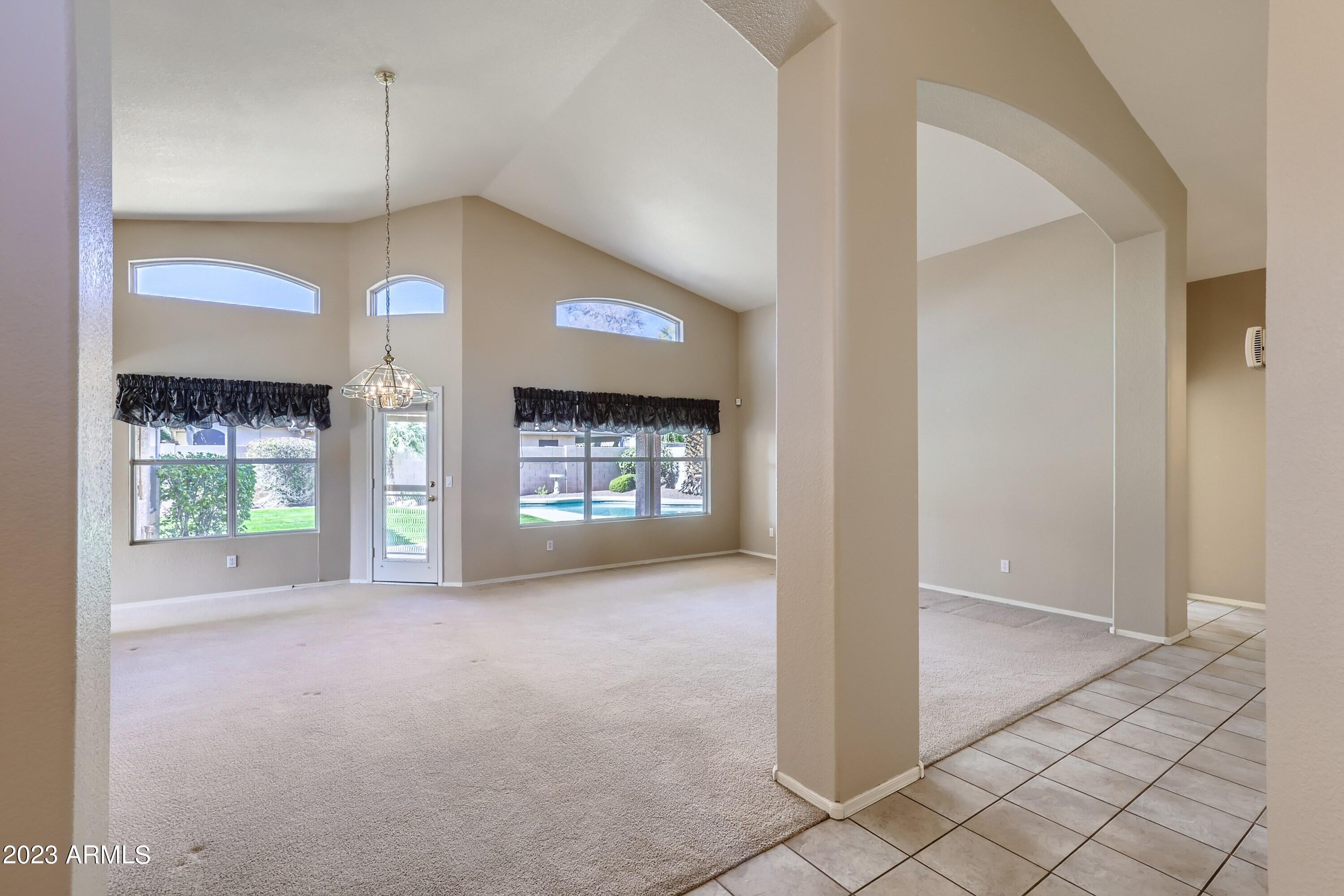 10012 N 57TH Drive