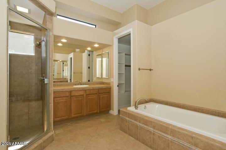 8137 E WING SHADOW Road