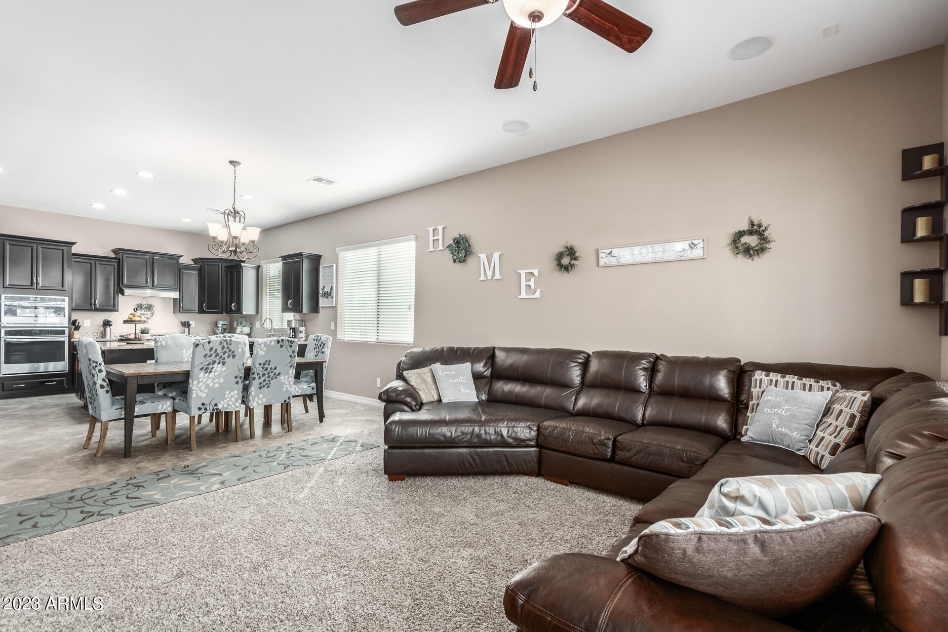 2514 E Tiffany Way