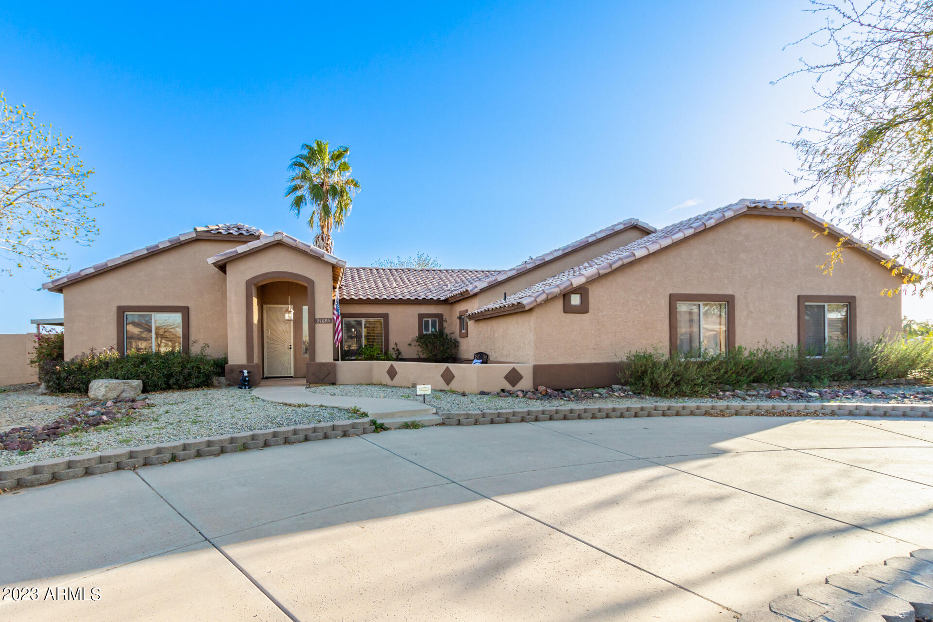 21685 E NIGHTINGALE Drive