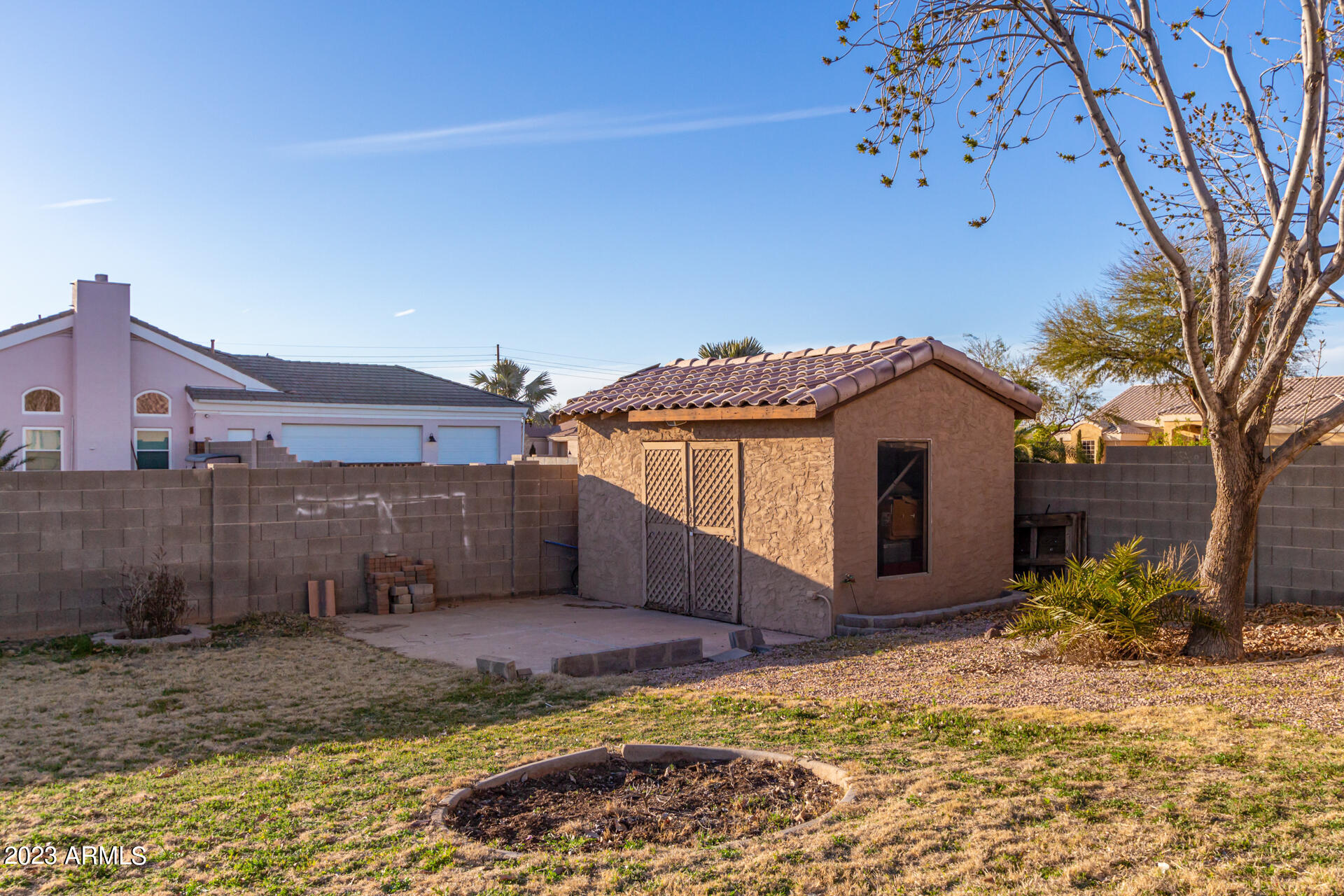 21685 E NIGHTINGALE Drive