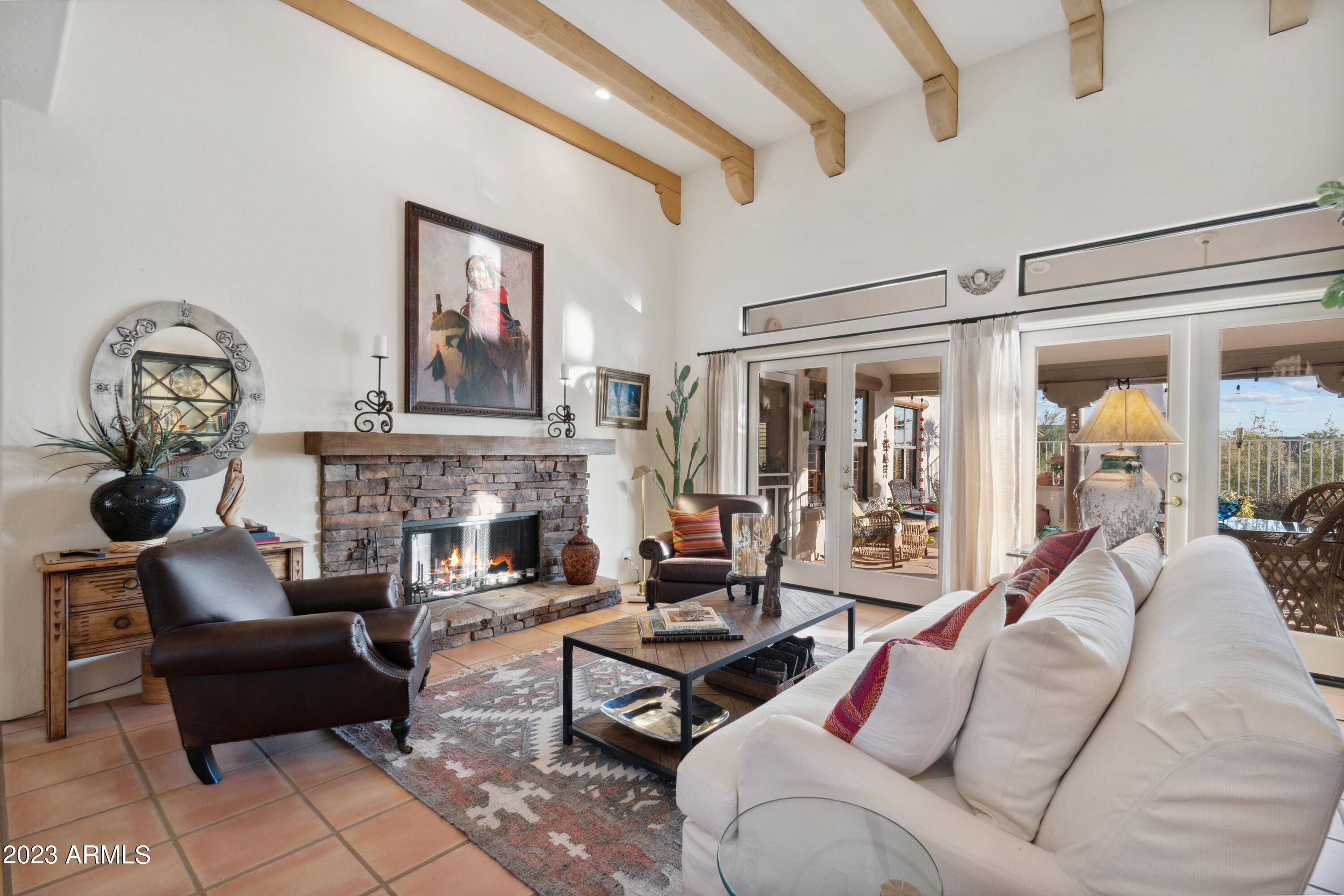 9145 E CALLE DE LAS BRISAS --