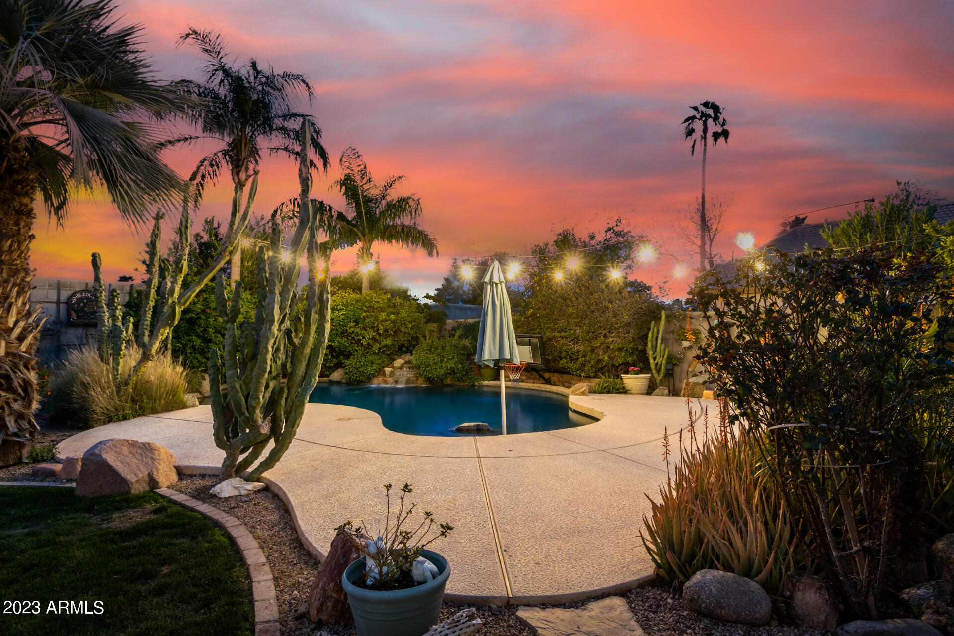 595 N JOSHUA TREE Lane