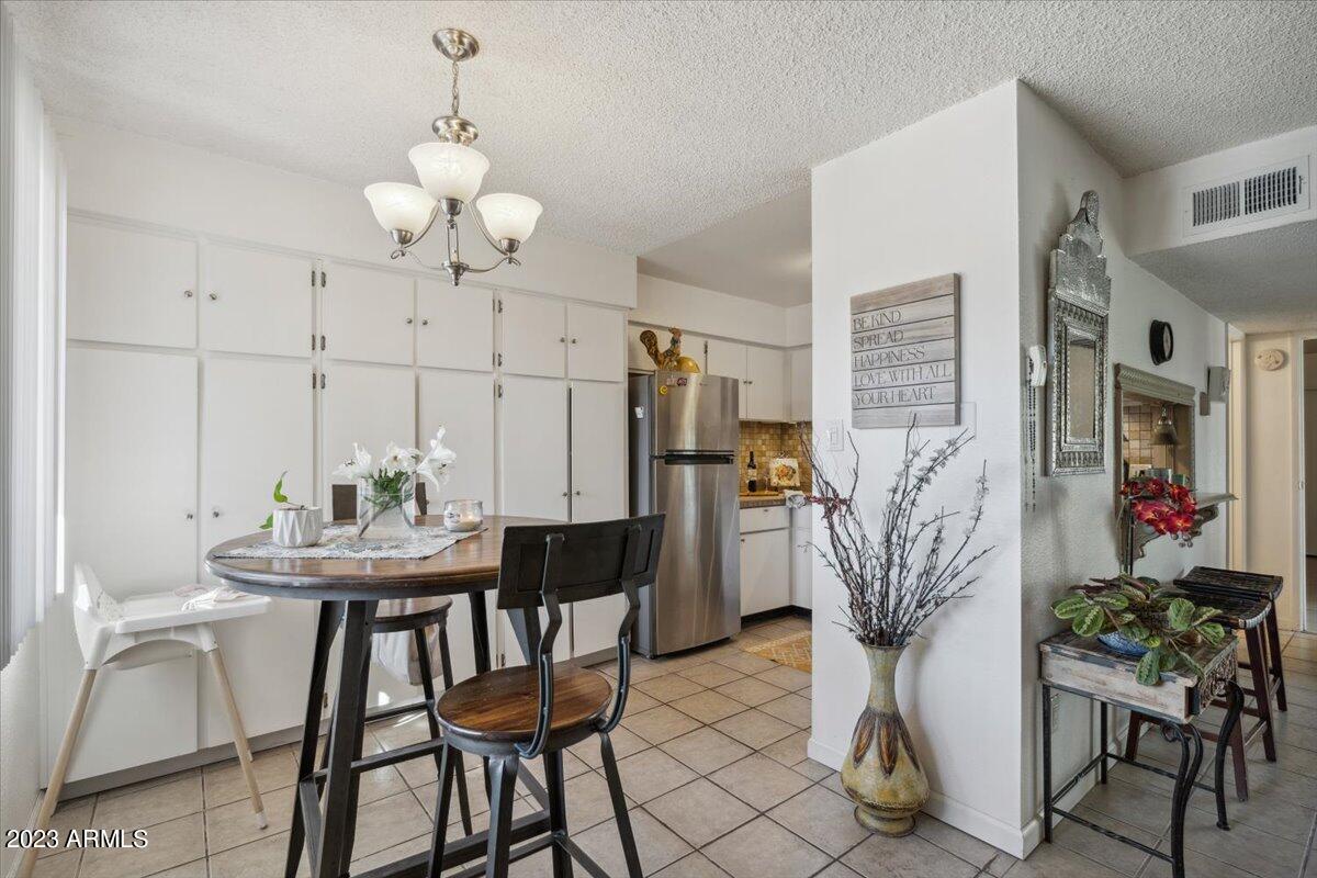 4950 N MILLER Road Unit: 243