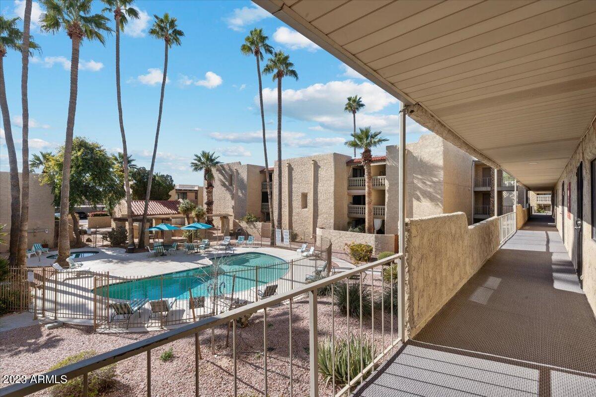 4950 N MILLER Road Unit: 243