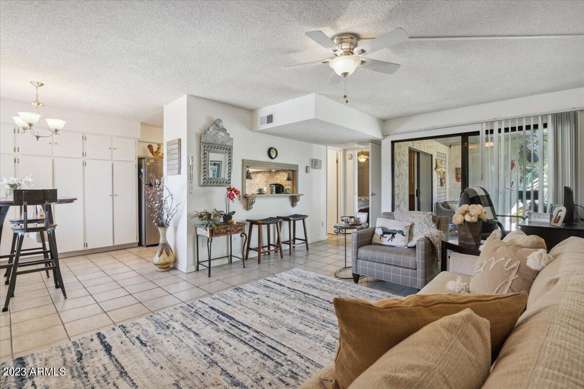 4950 N MILLER Road Unit: 243