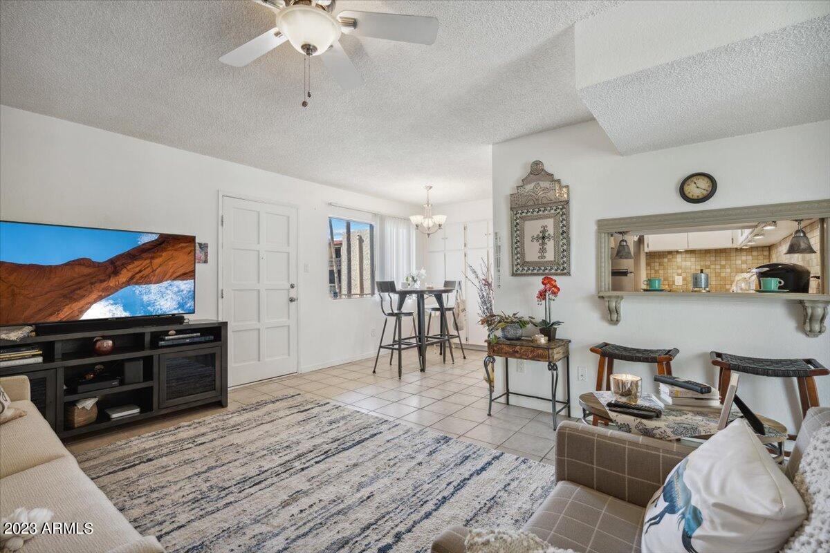 4950 N MILLER Road Unit: 243