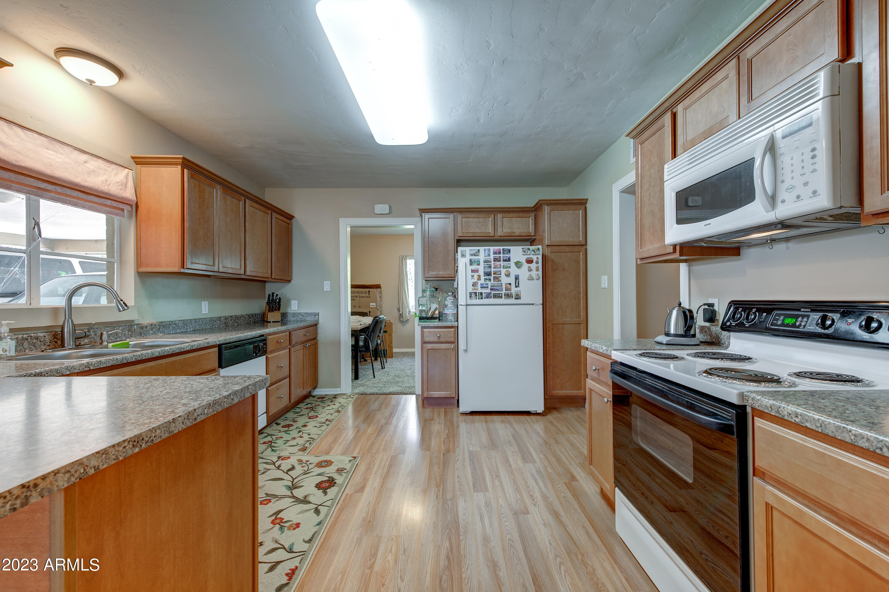2313 W VILLAGE Drive