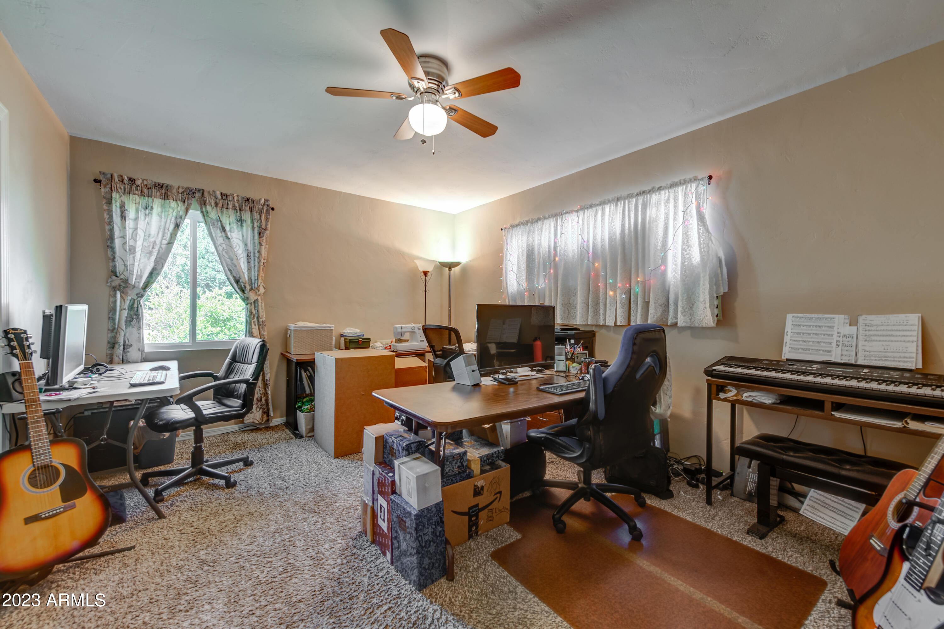 2313 W VILLAGE Drive