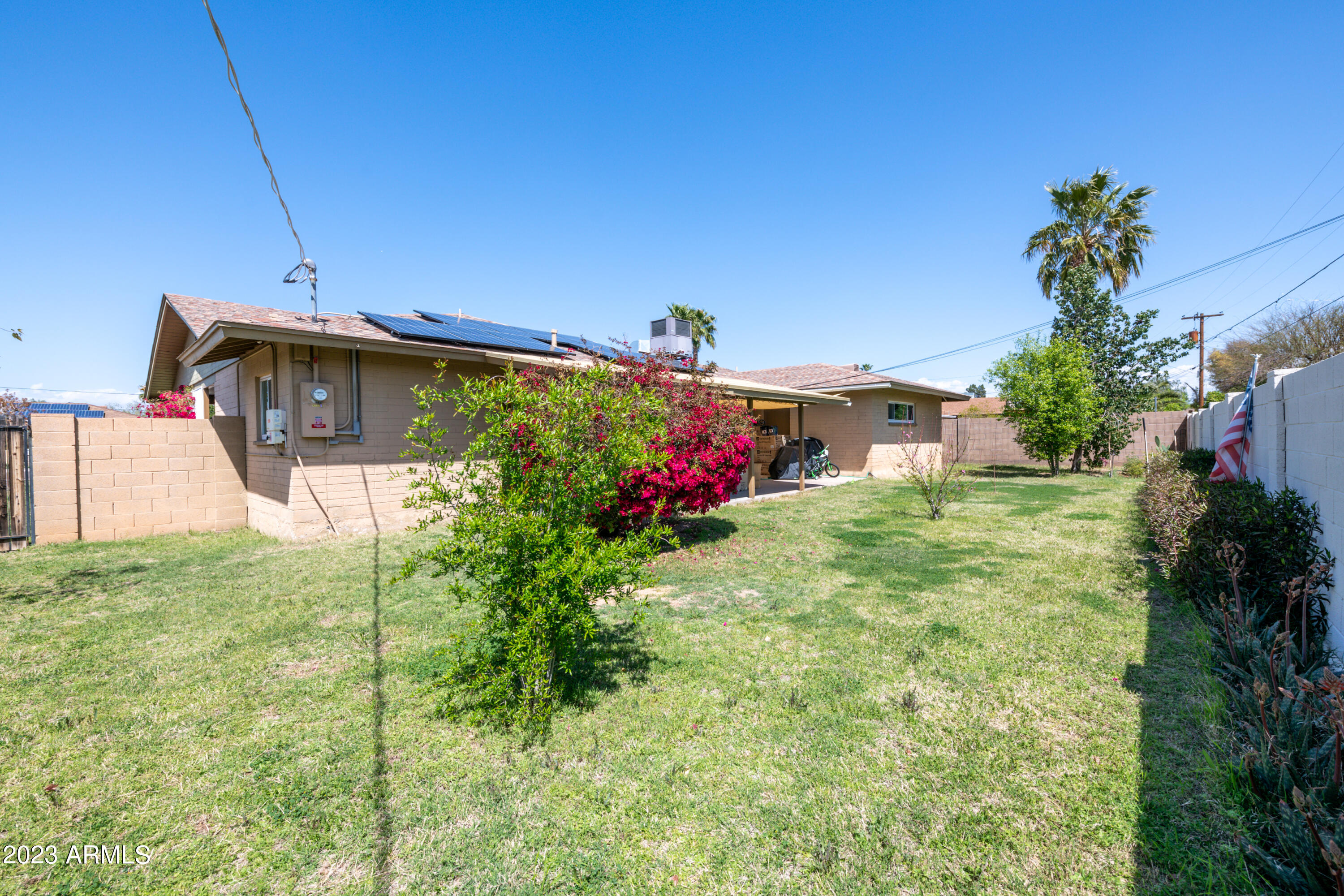 2313 W VILLAGE Drive