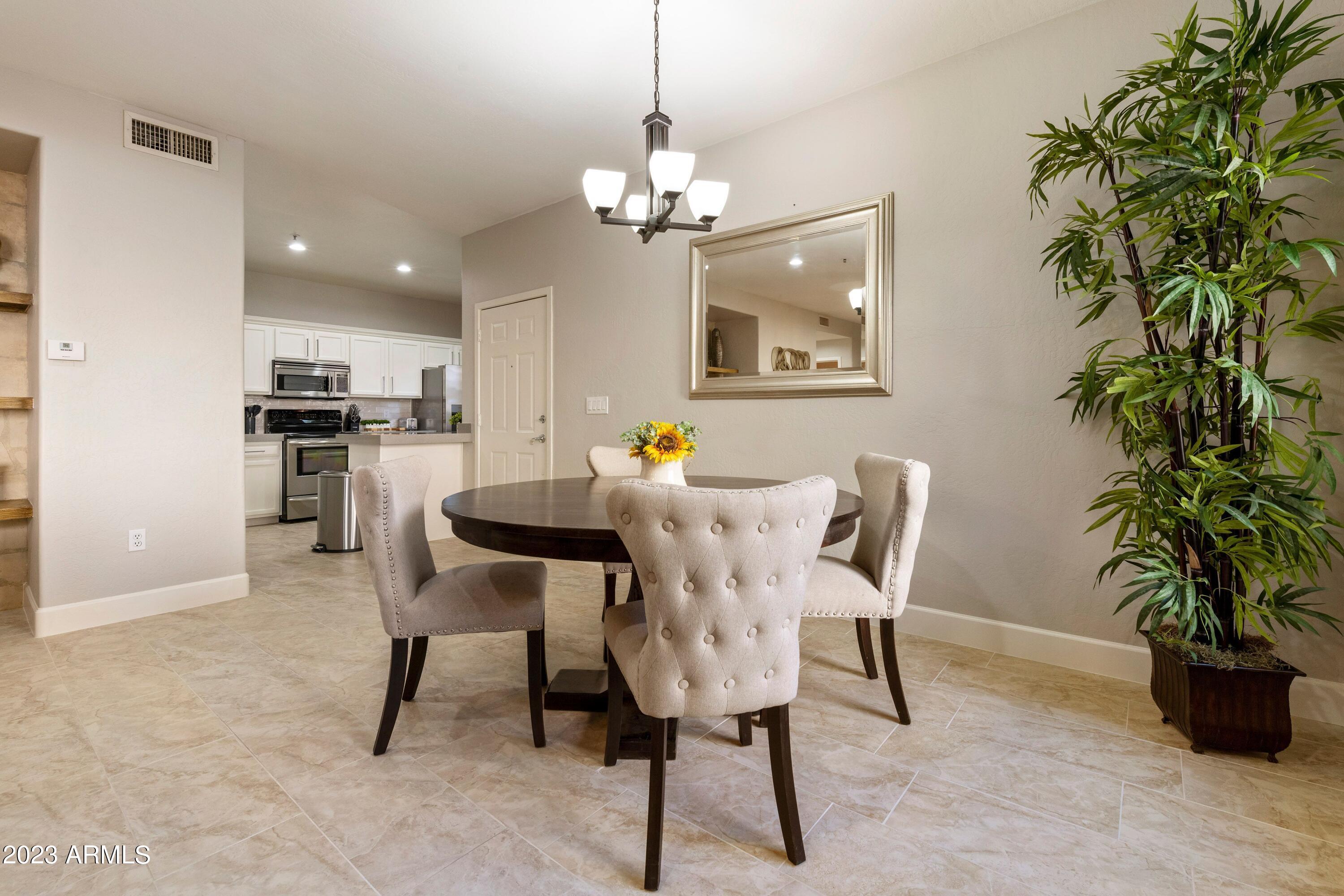 11260 N 92ND Street Unit: 1049