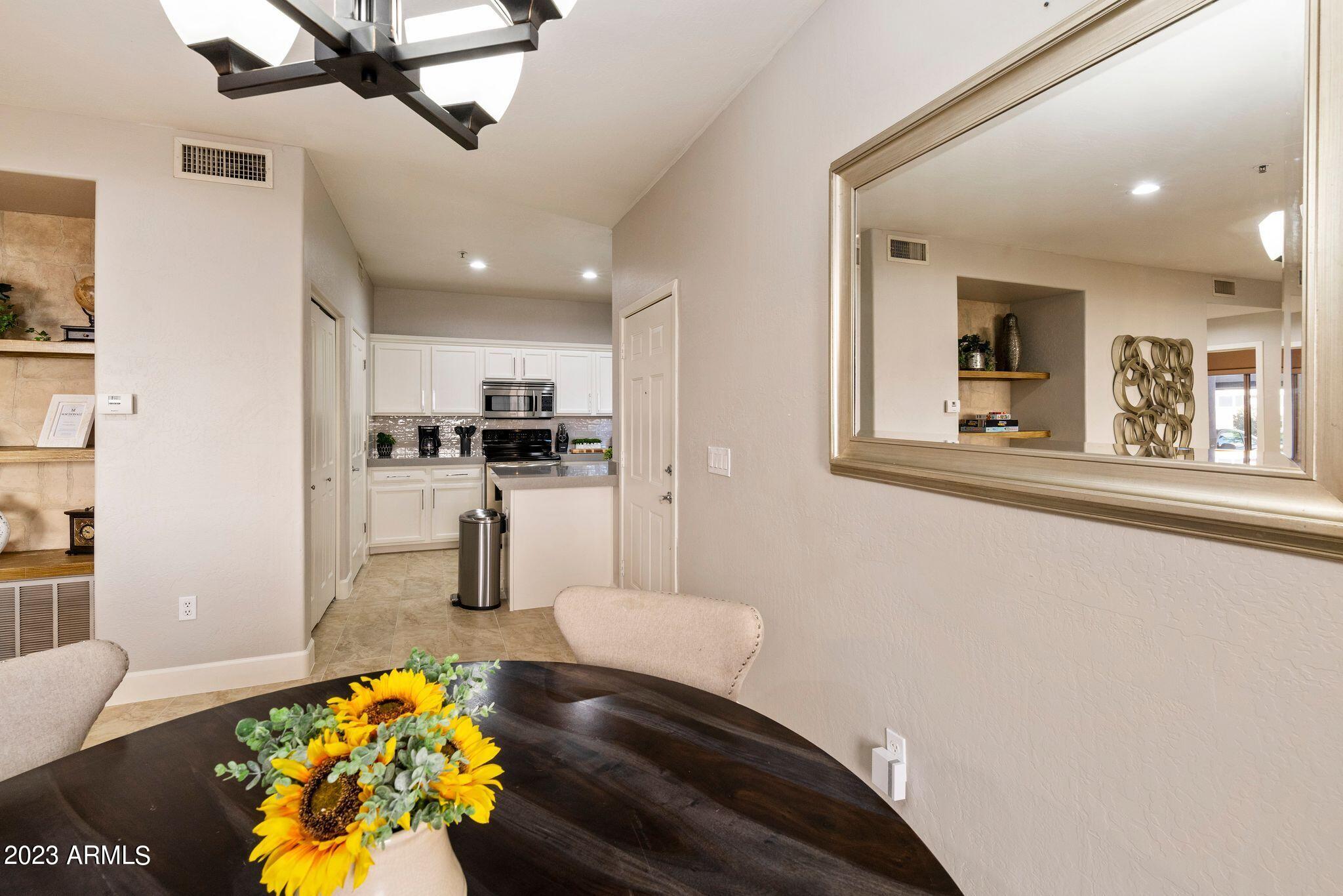 11260 N 92ND Street Unit: 1049