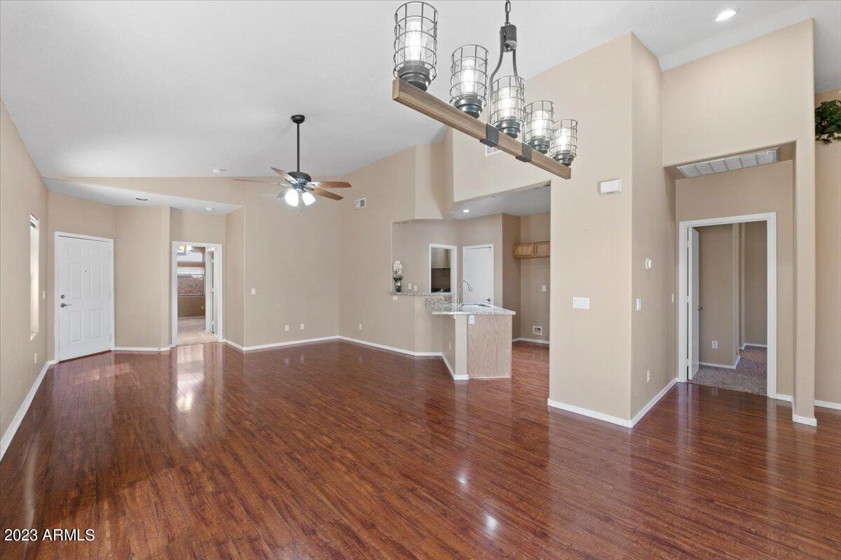 2717 N Kenton --