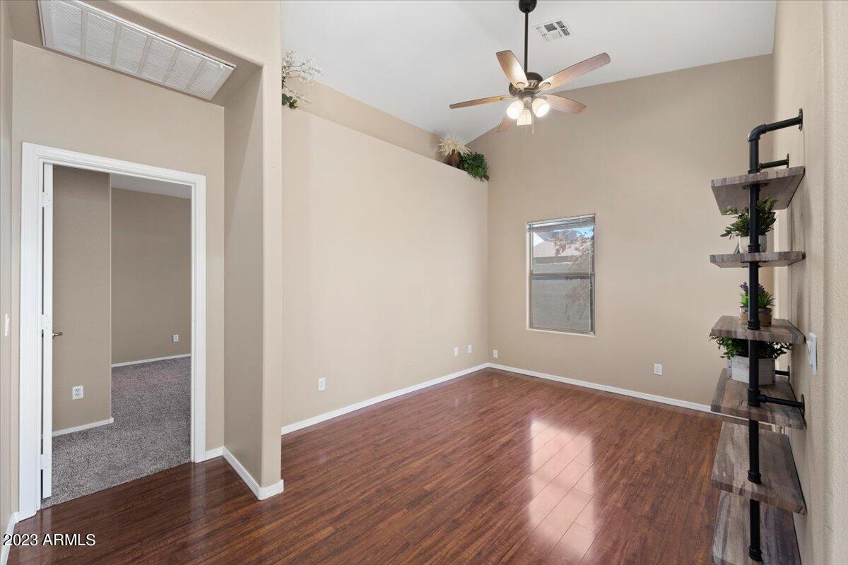 2717 N Kenton --