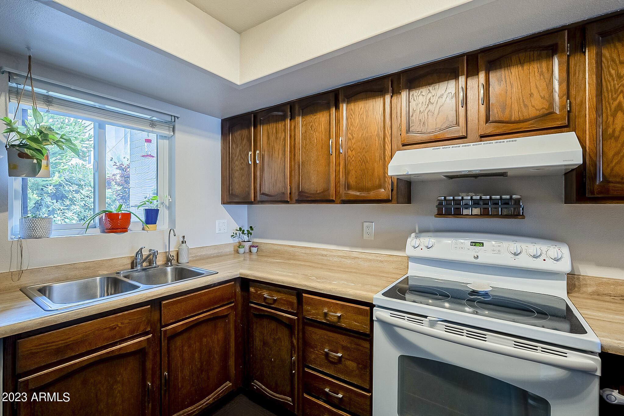 5315 N 18TH Street Unit: 10