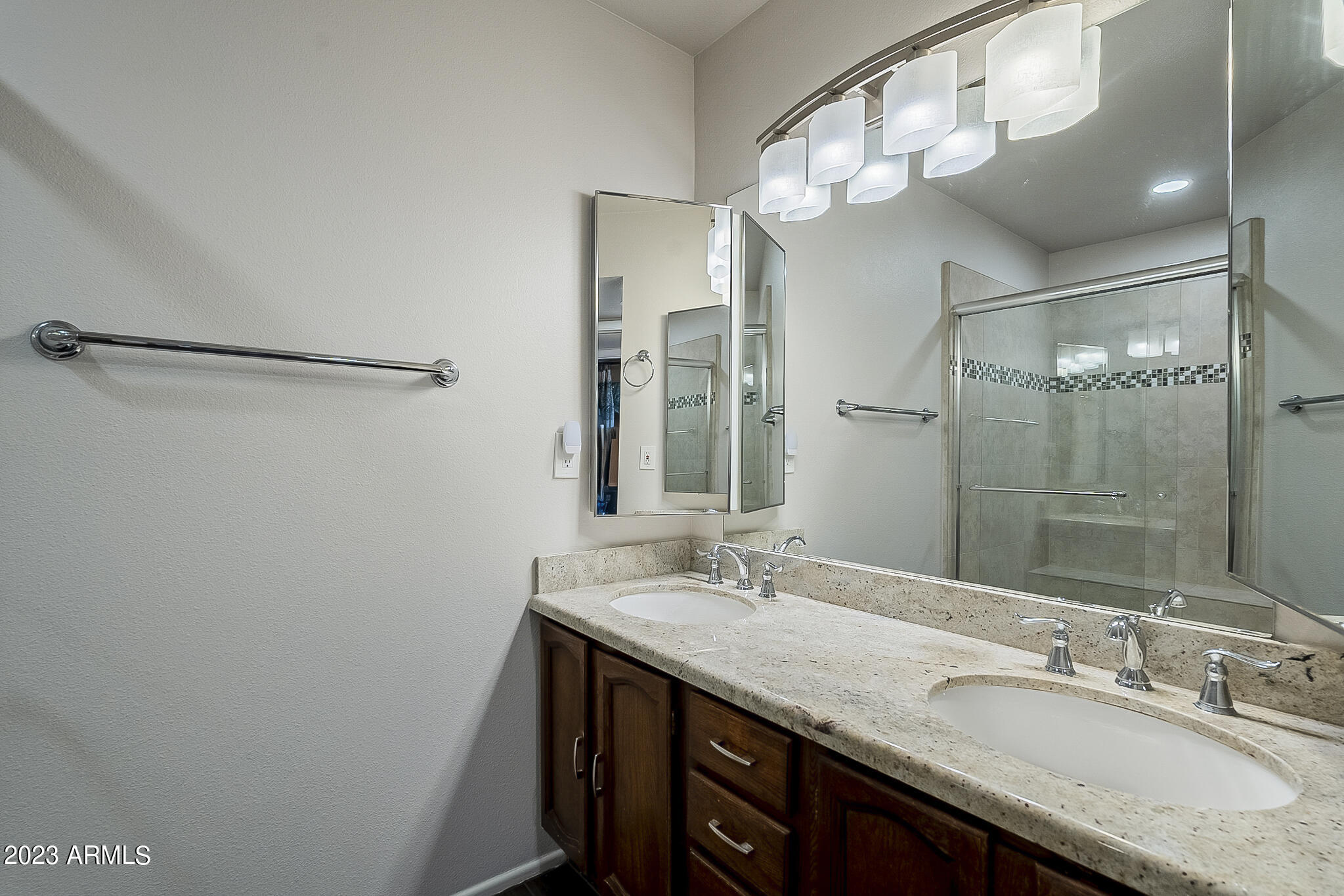 5315 N 18TH Street Unit: 10