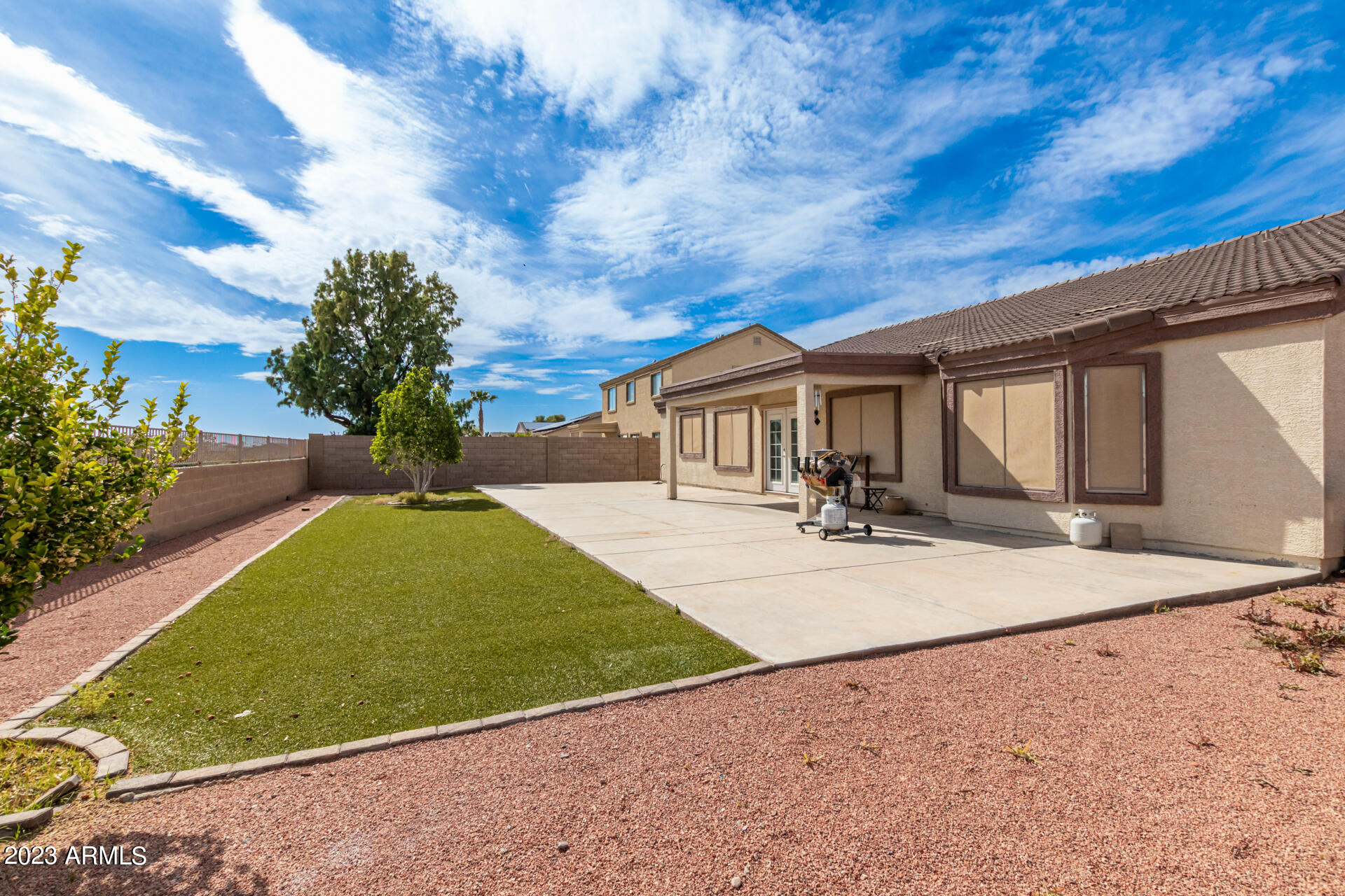 525 E BLACK DIAMOND Drive