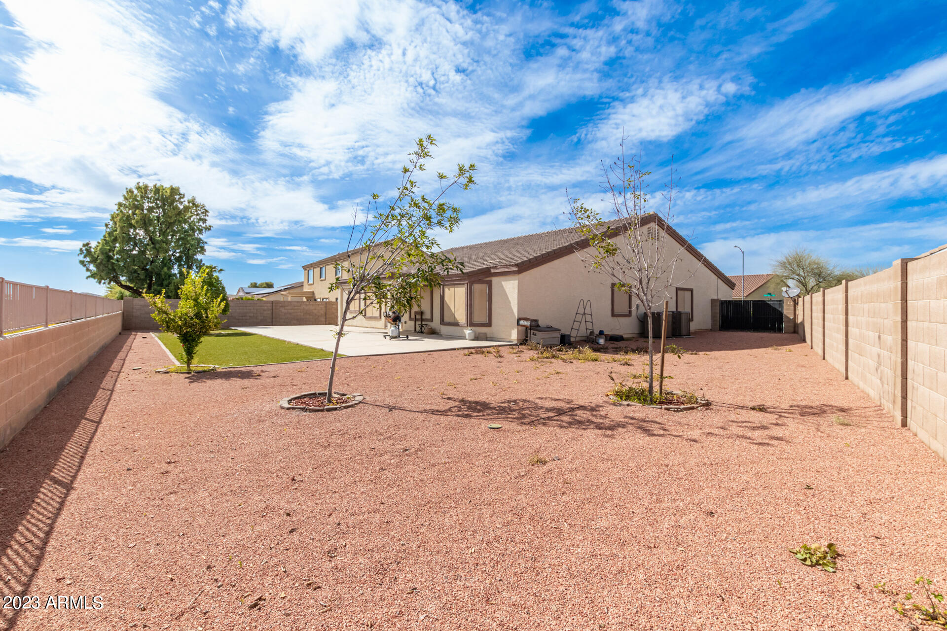 525 E BLACK DIAMOND Drive