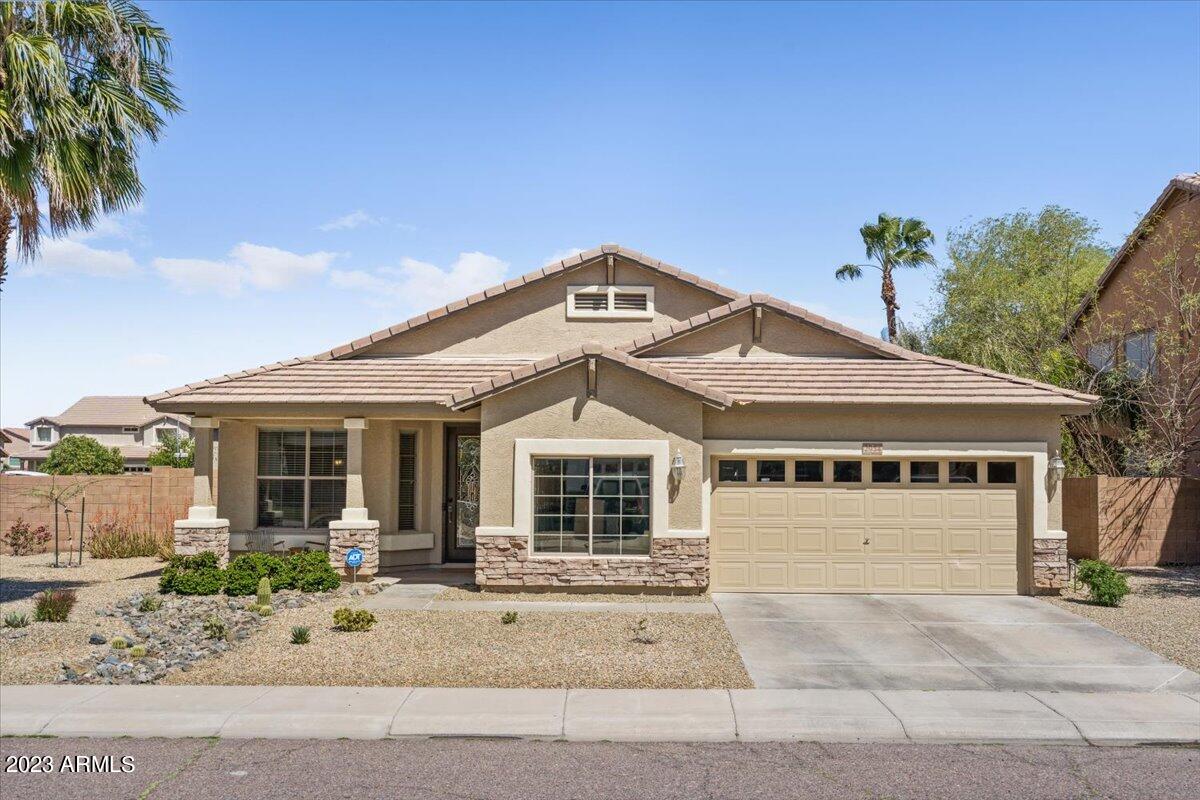 2934 W CARSON Road