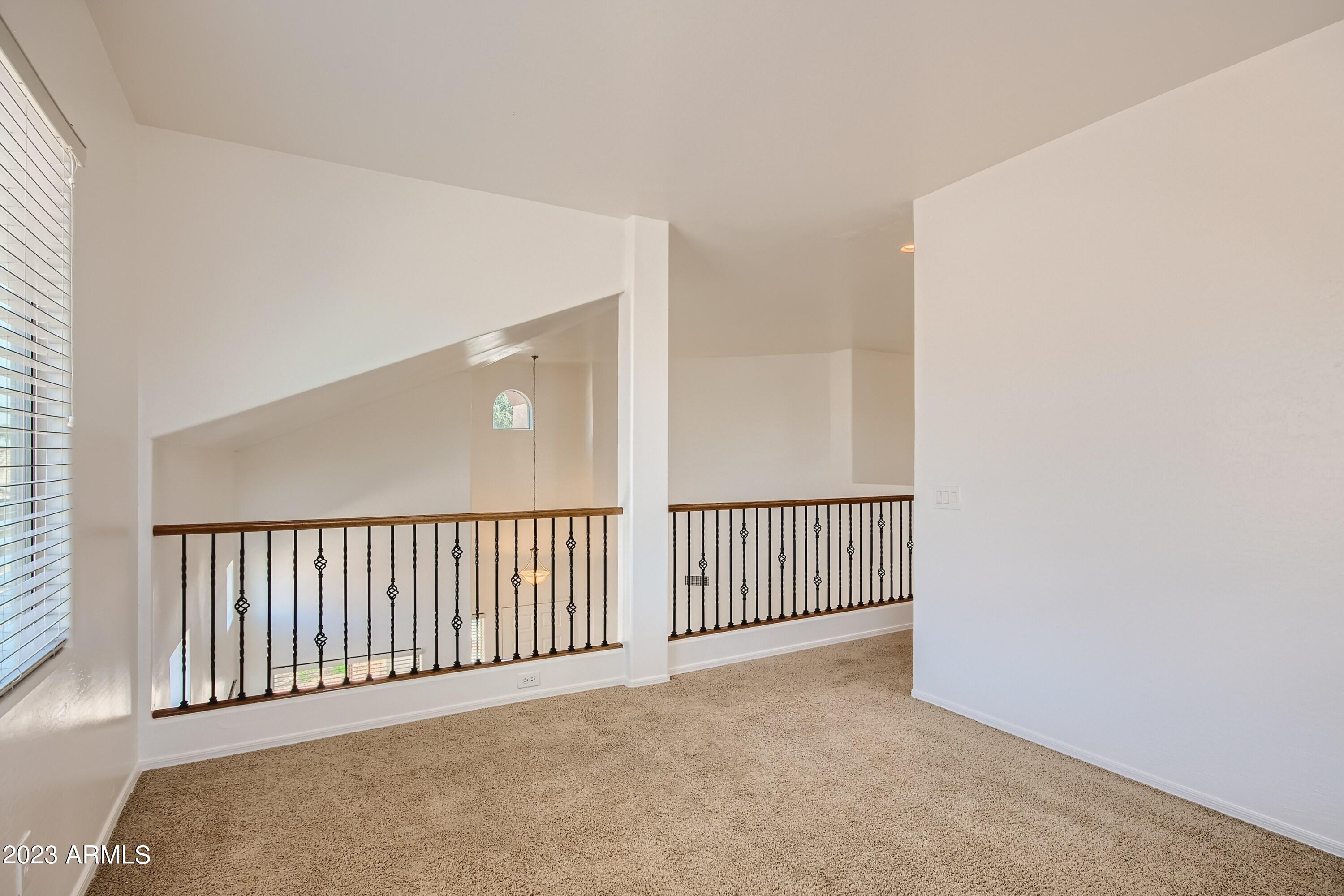 2318 E EBONY Drive