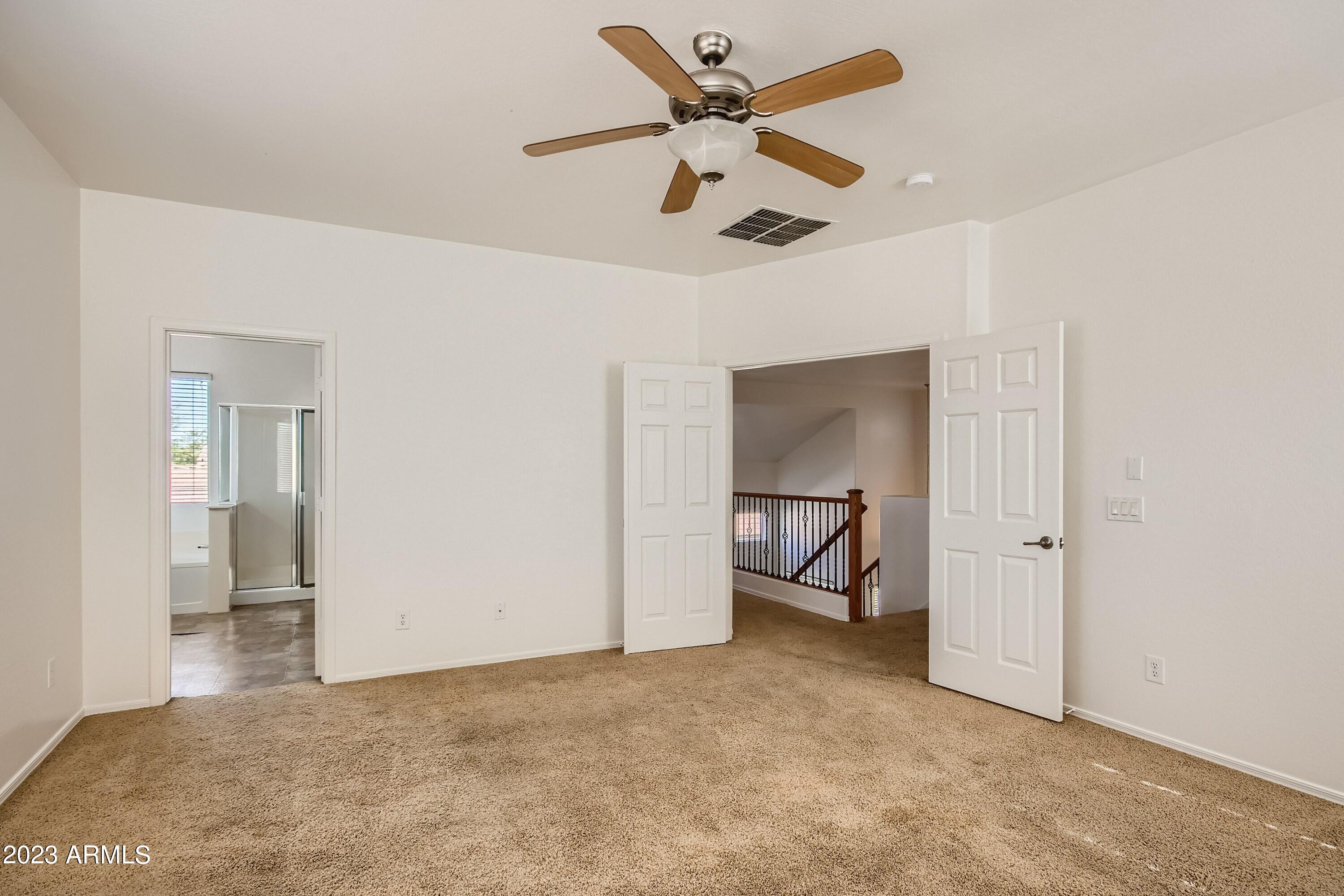 2318 E EBONY Drive