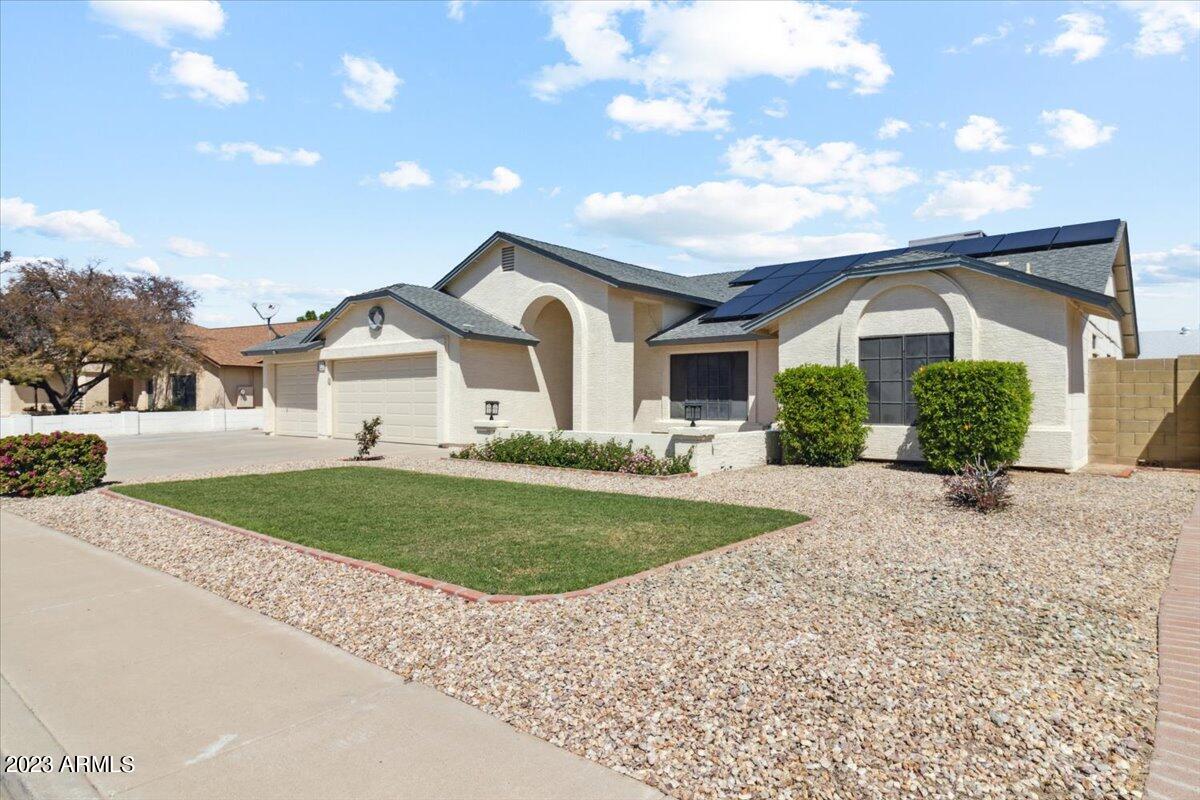 8948 W ROSE Lane