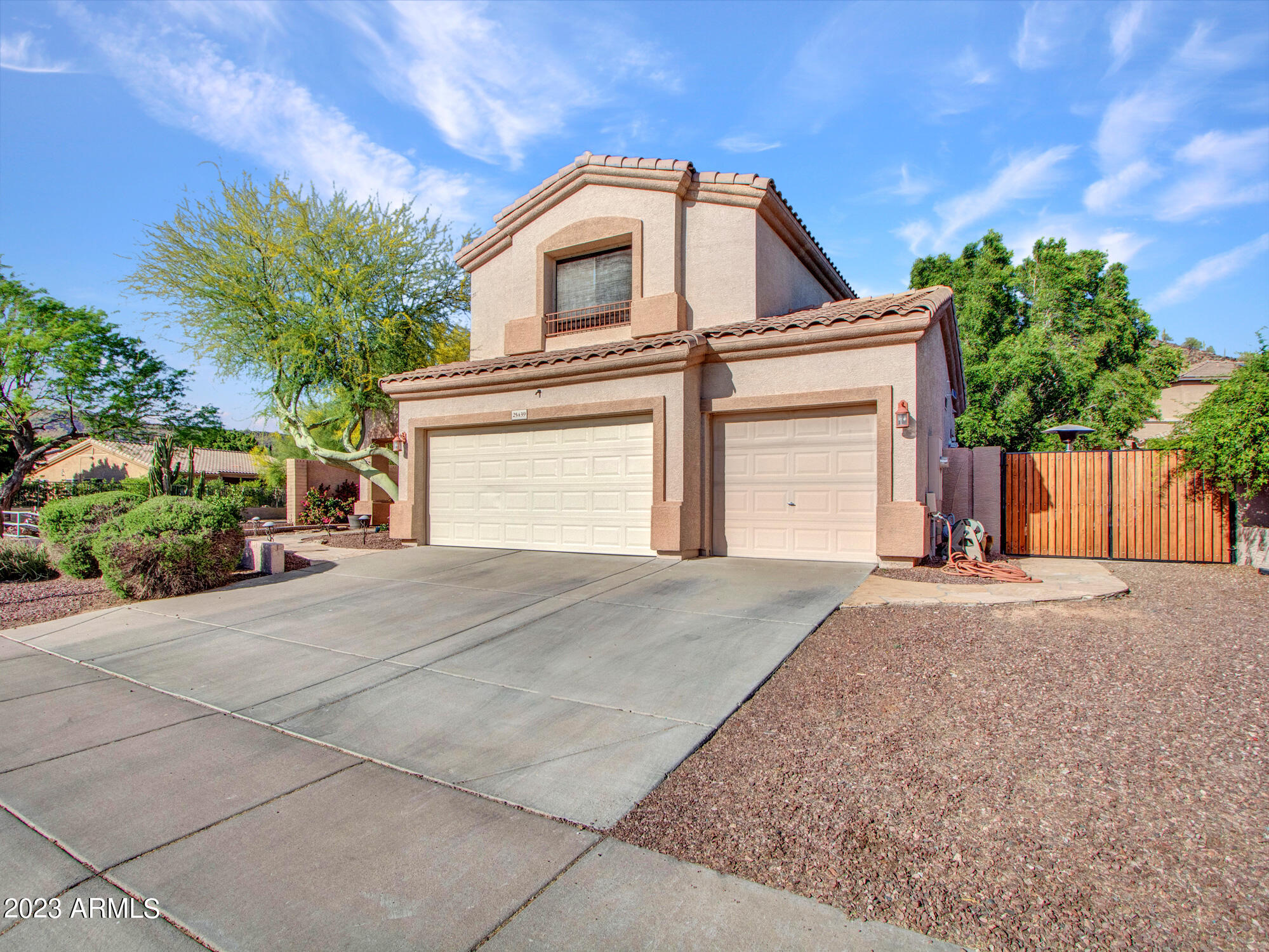 25439 N HACKBERRY Drive