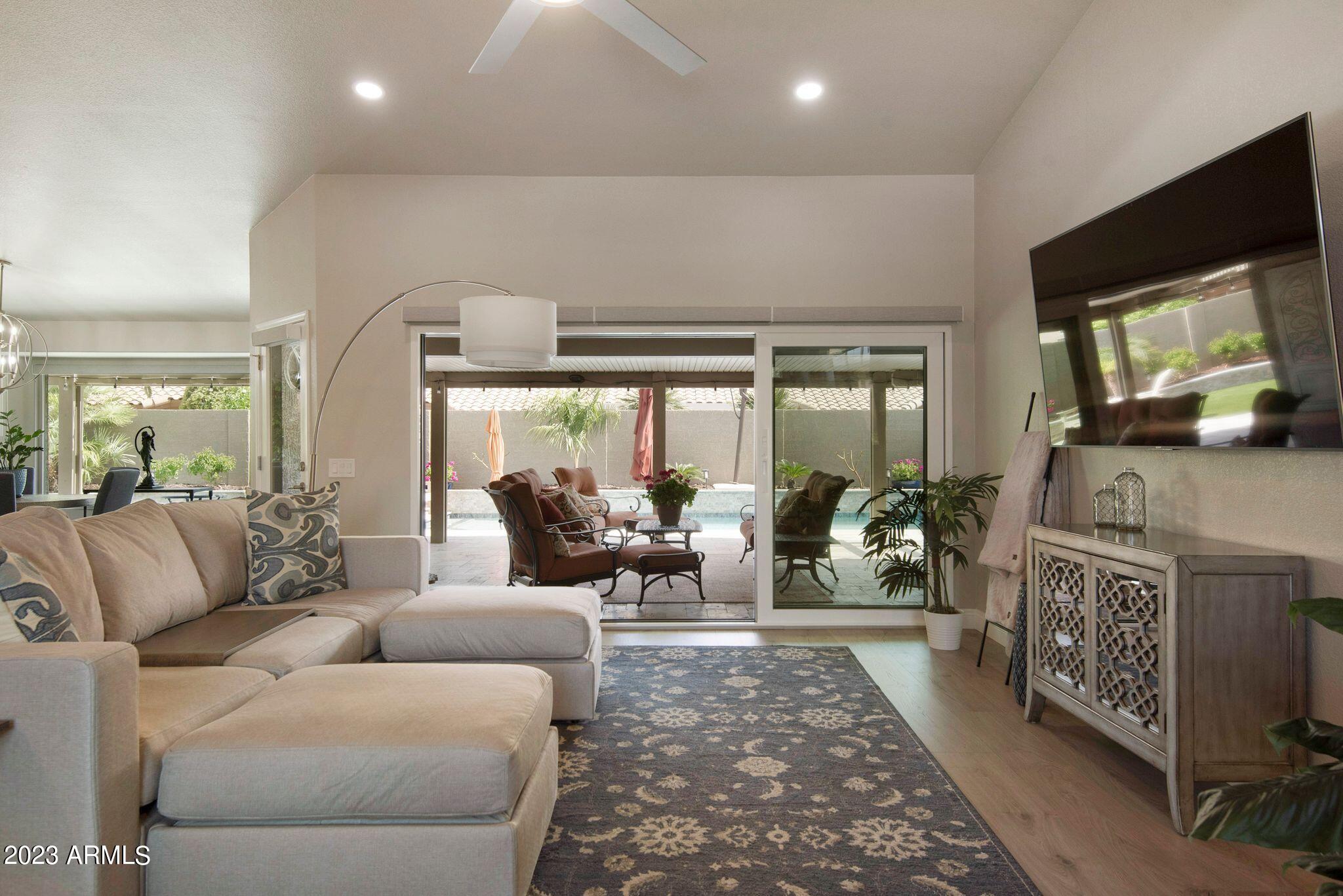 9035 W SEQUOIA Drive