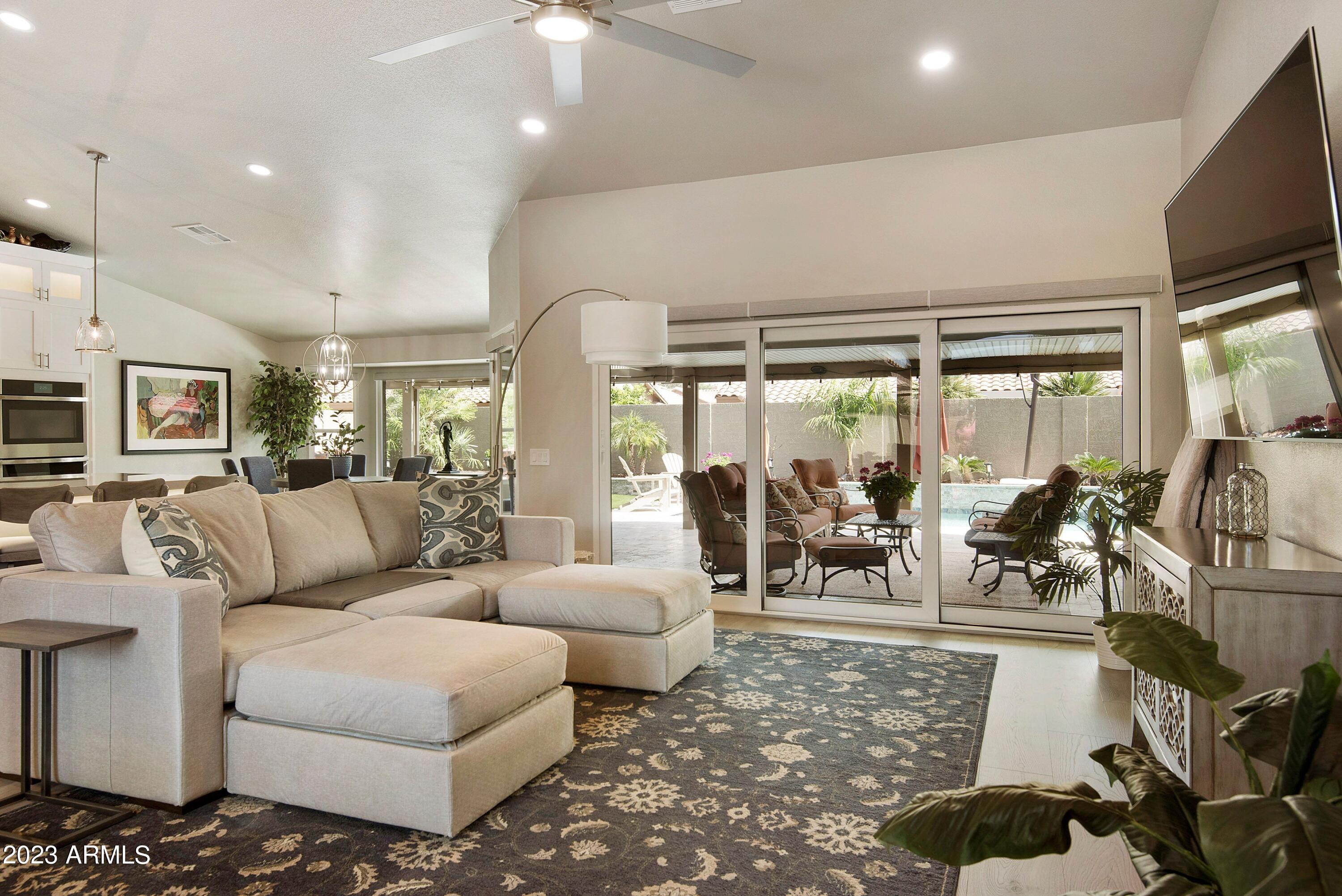 9035 W SEQUOIA Drive