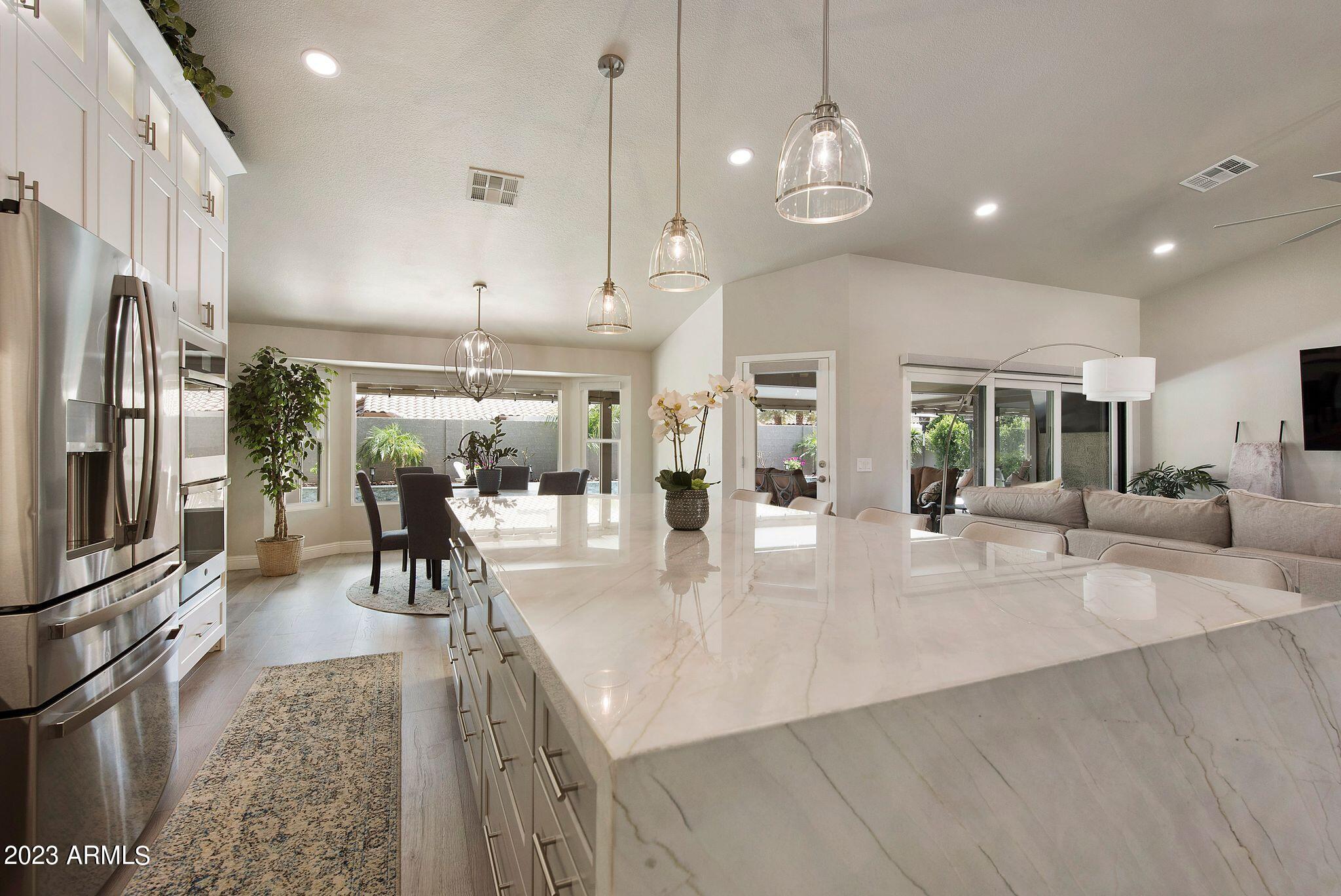 9035 W SEQUOIA Drive