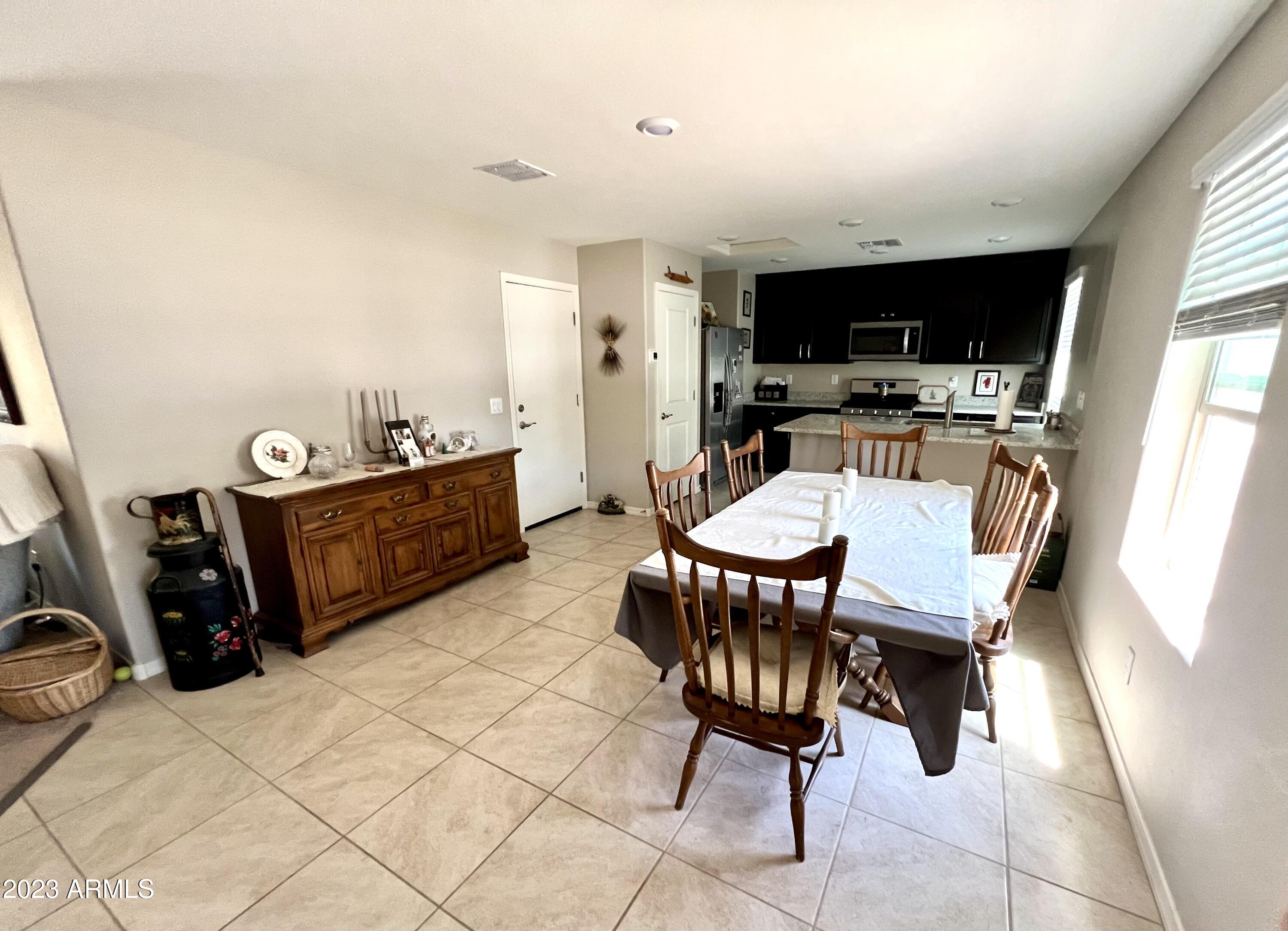 8052 W AGORA Lane