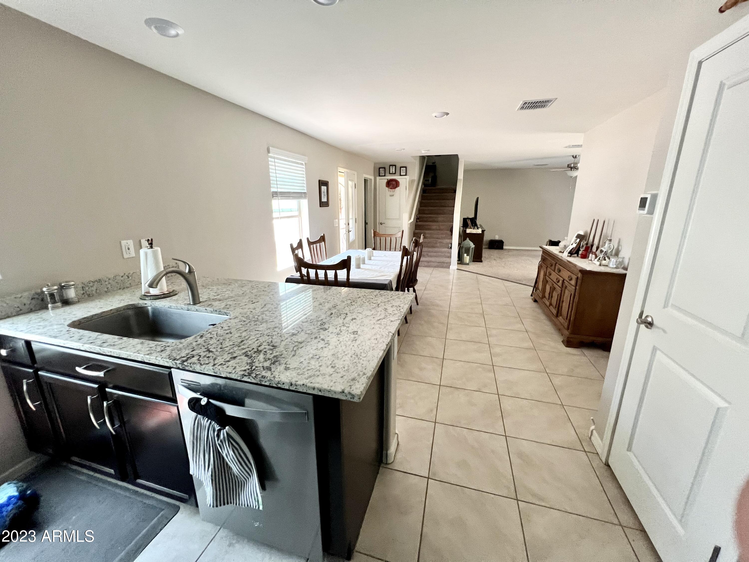 8052 W AGORA Lane